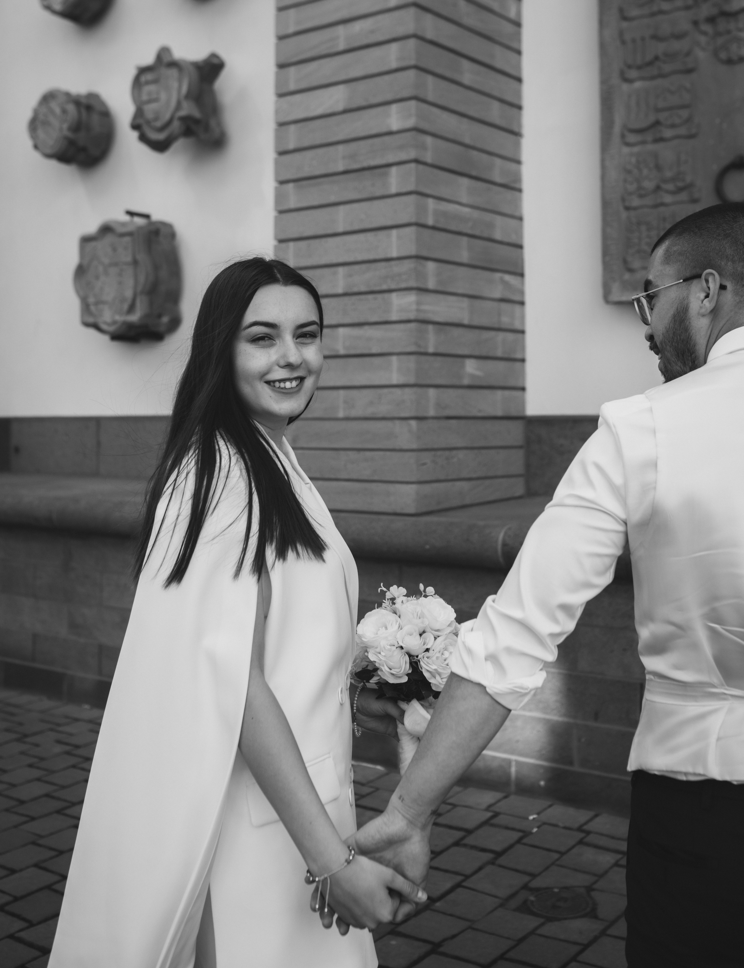 Natürliche und emotionale standesamtliche Trauung in Frankfurt am Main.