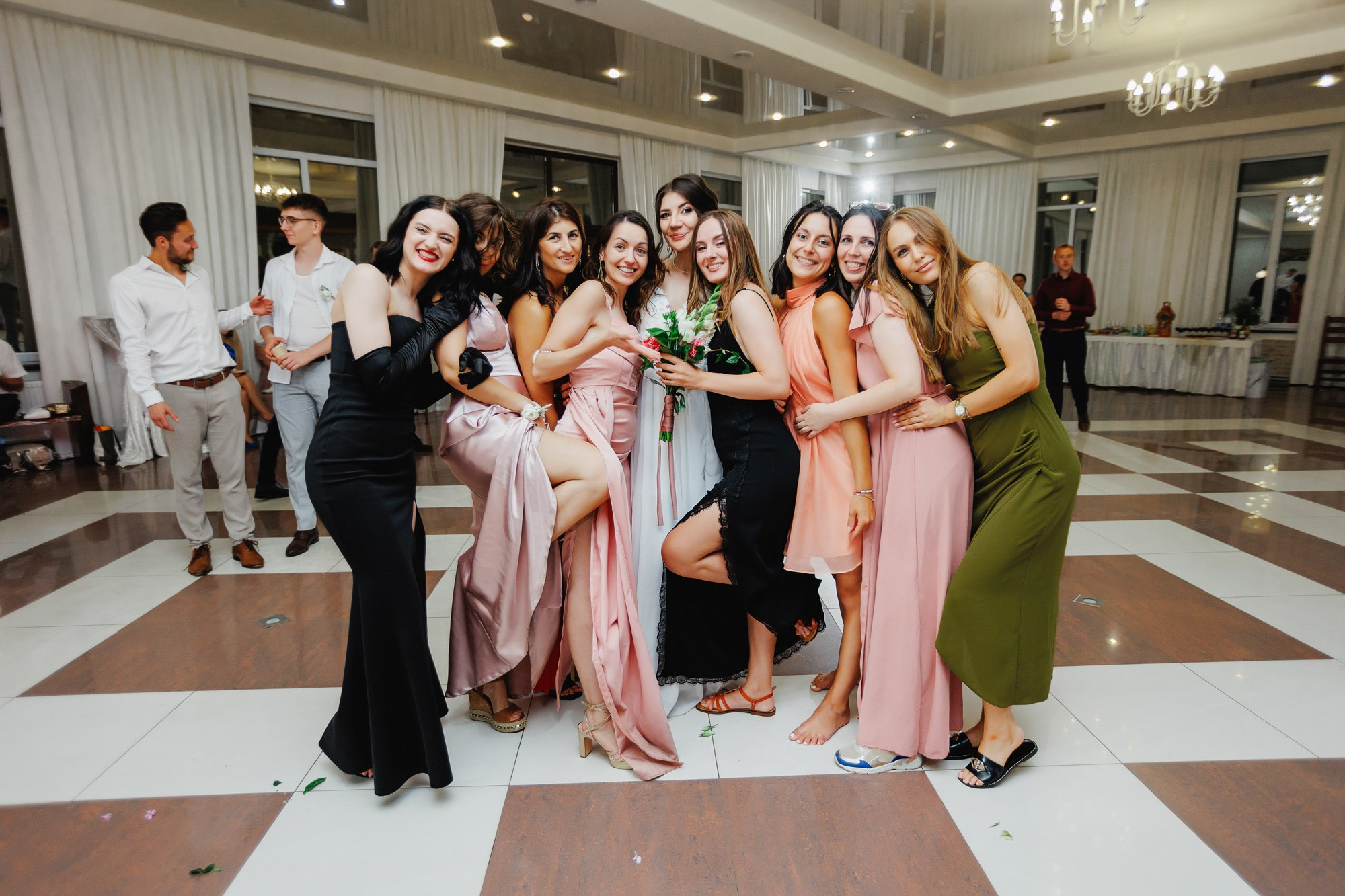 Ecaterina si Bastien. Fotograf și videograf de nuntă R. Moldova, Romania