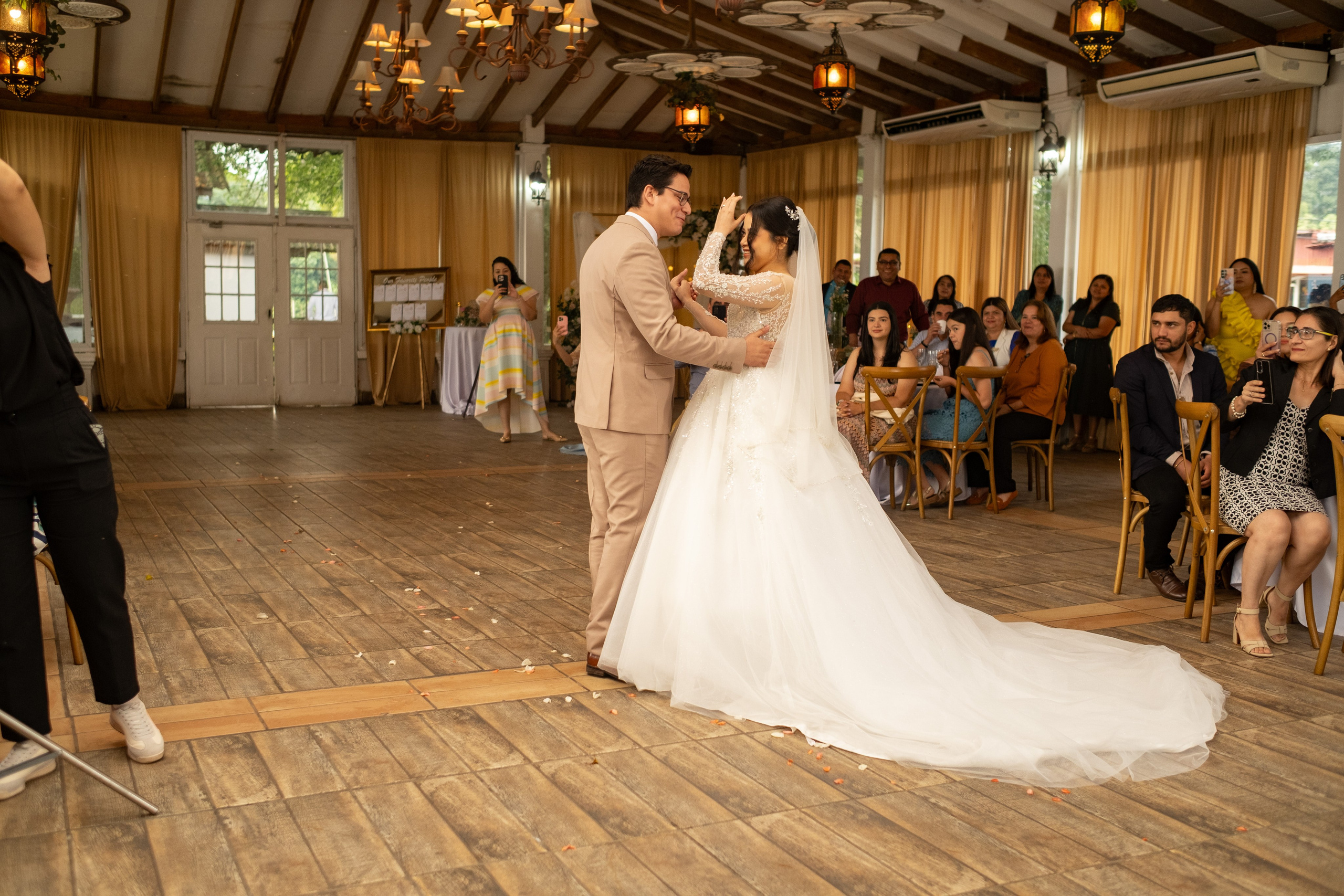 Abi & Gio. Daniel Brand | Fotografía de Bodas y Comercial en Honduras