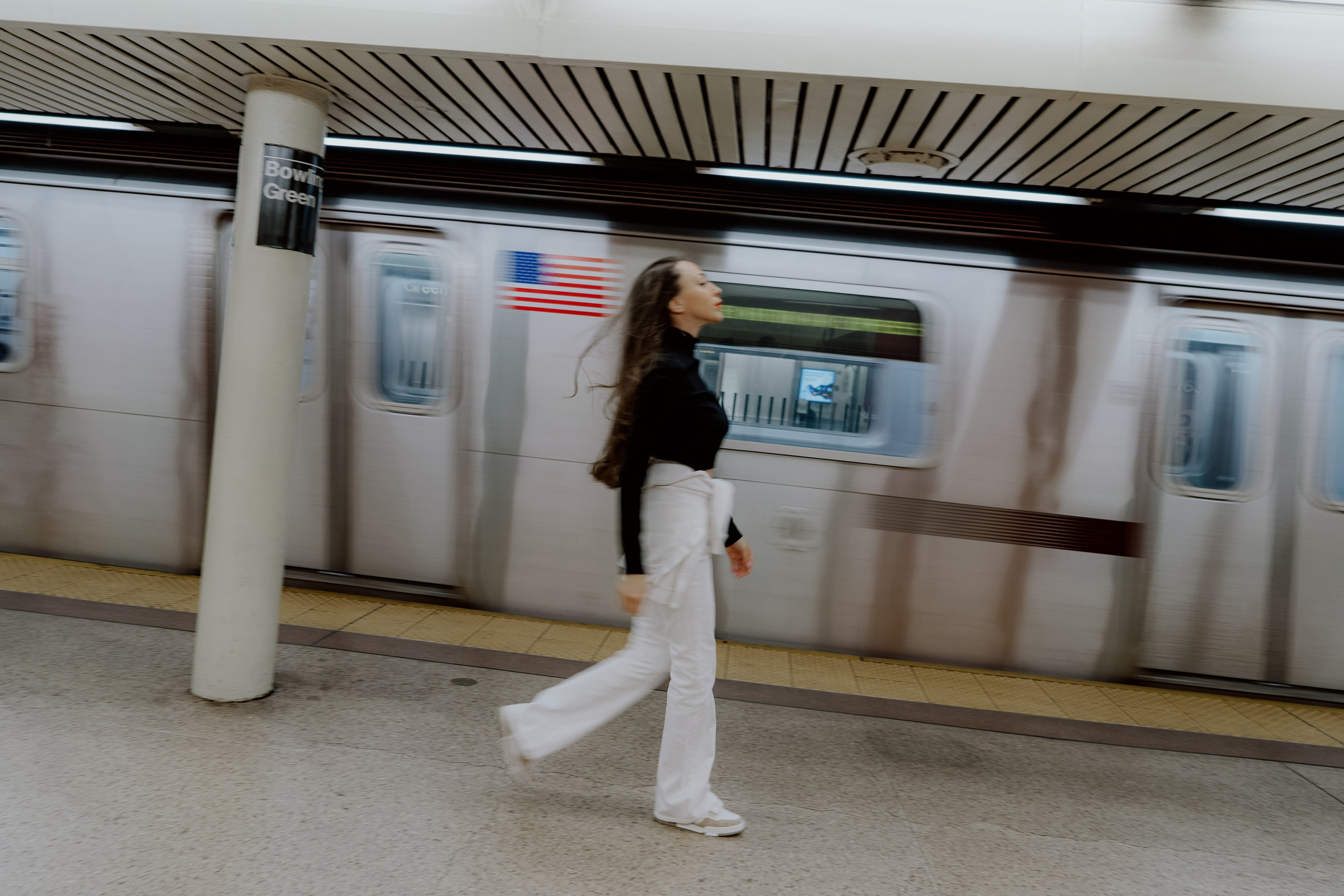 NYC Subway Portrait Photography | Underground Photo Sessions New York. Videographer and photographer in New York // MAKAROV.VIDEO