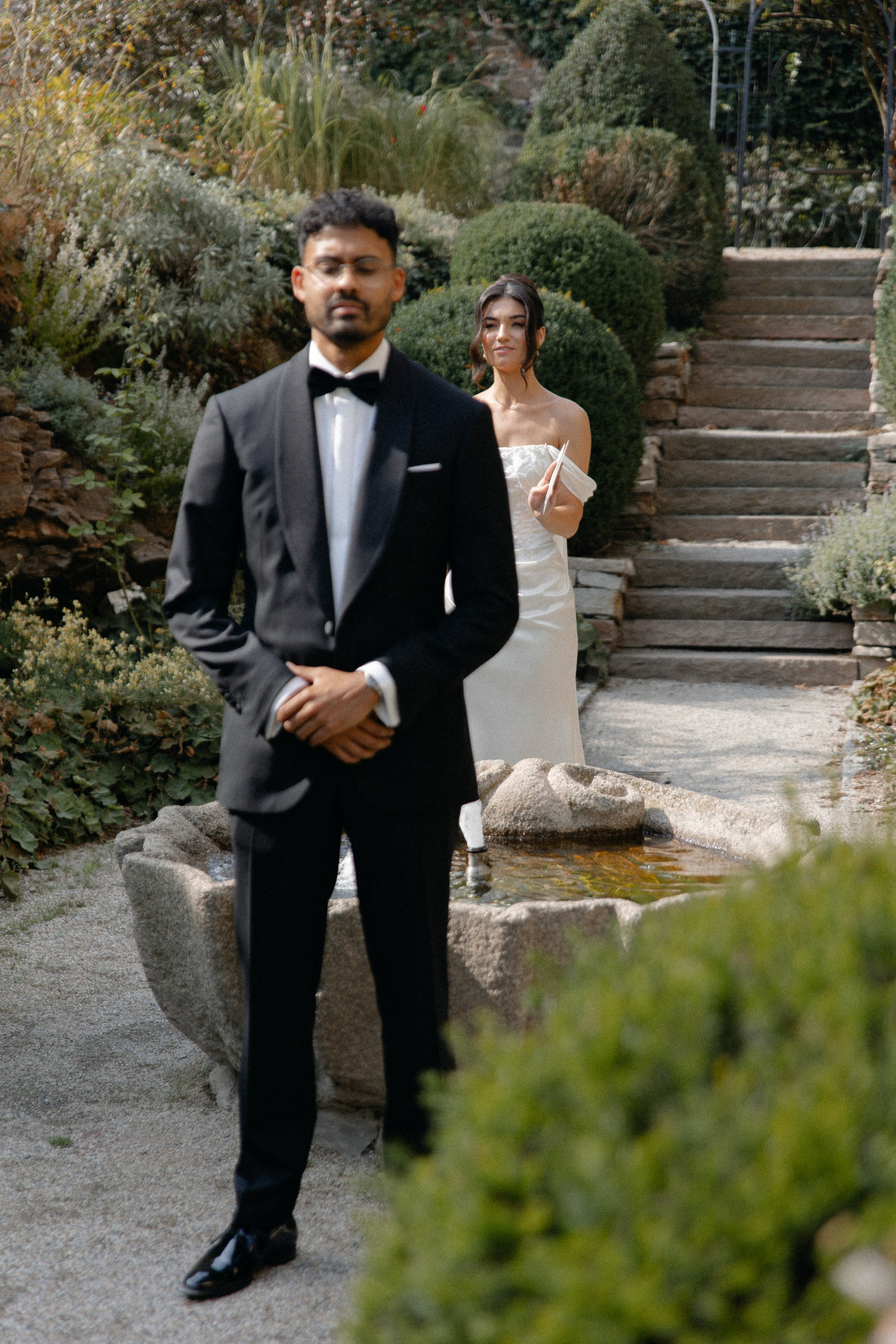 Elegant Castle Wedding in Austria | Alwin & Ruth’s Fairytale Celebration. Wedding photographer and videographer based in Timisoara, Romania