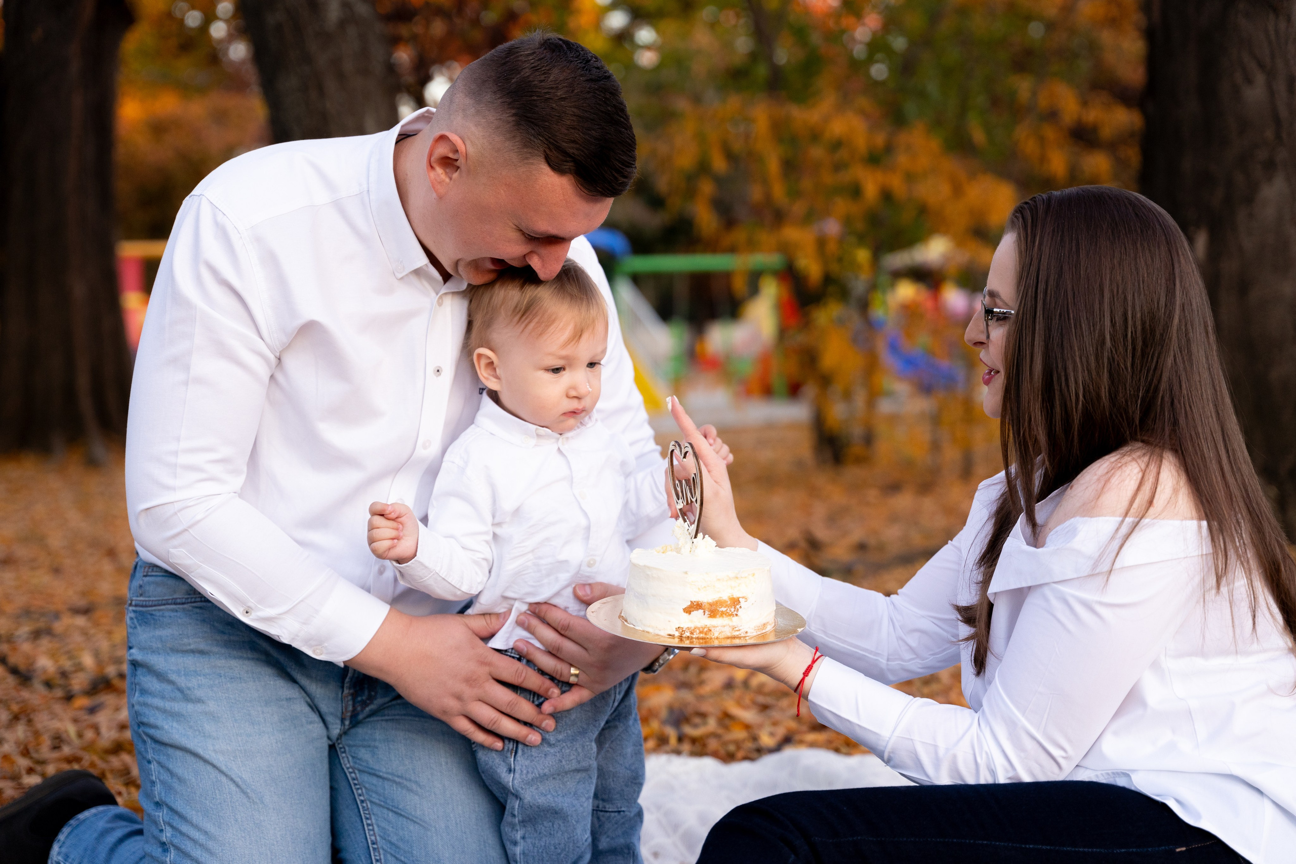 Smash the cake. Fotograf evenimente, fotograf nunta, fotograf botez