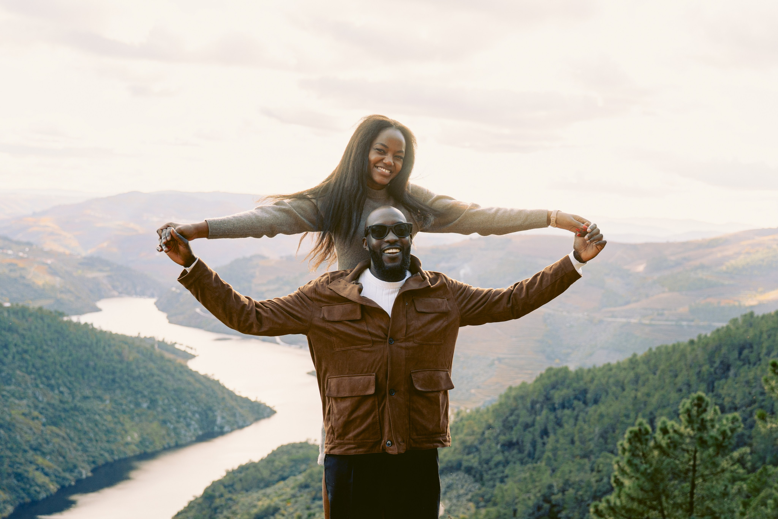 Proposal at Miradouro do Ujo | Douro Valley Proposal Spot