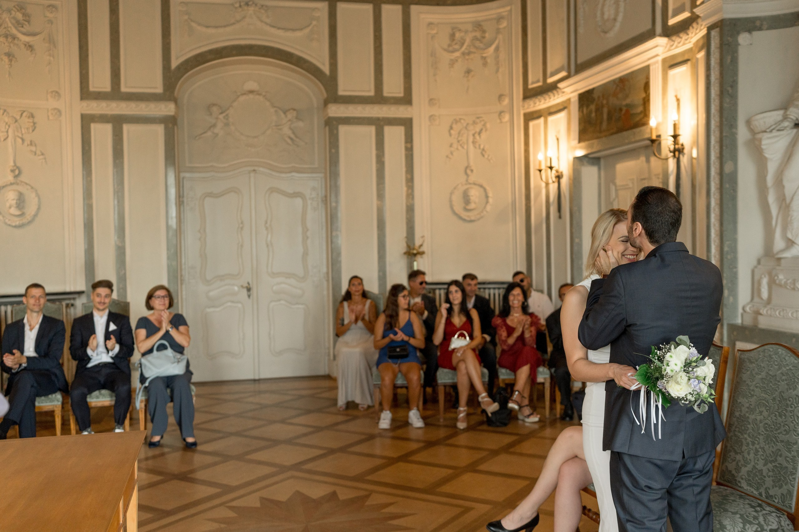 Civil Wedding in Frankfurt-Höchst — Photos at Bolongaro Palace