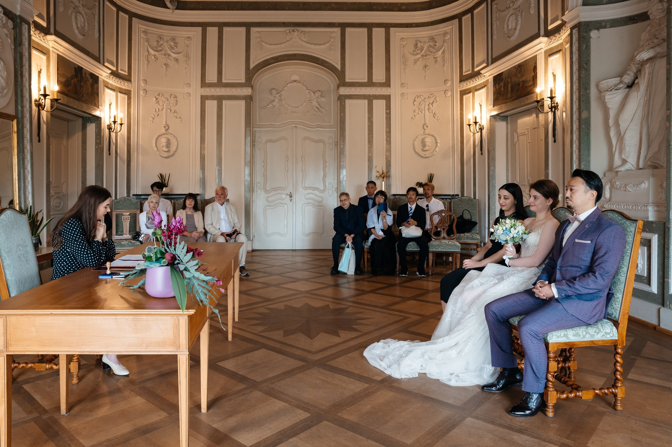 Civil Wedding in Frankfurt-Höchst — Photos at Bolongaro Palace