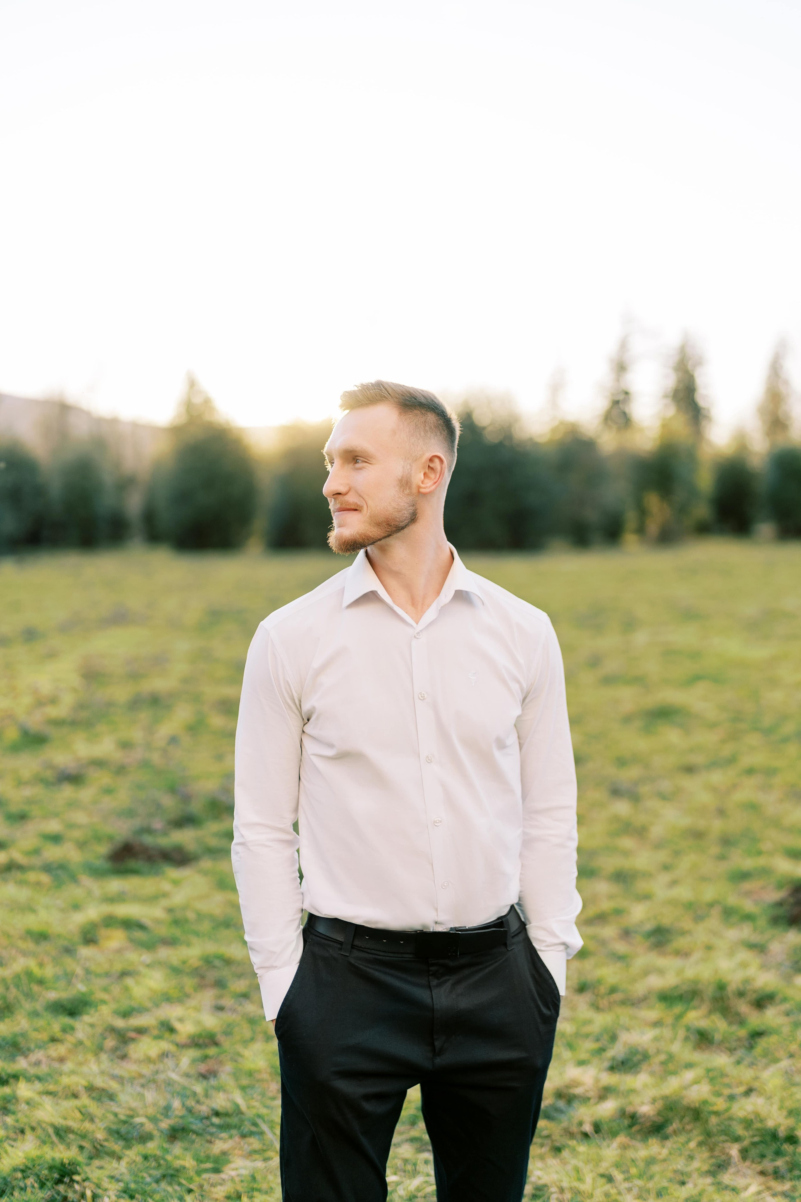 Engagement photo shoot/ Dmitry and Julia/ February 2024. North Bend, Washington. EVAN ARISTOV WEDDING PHOTOGRAPHY — Seattle Wedding Photographer