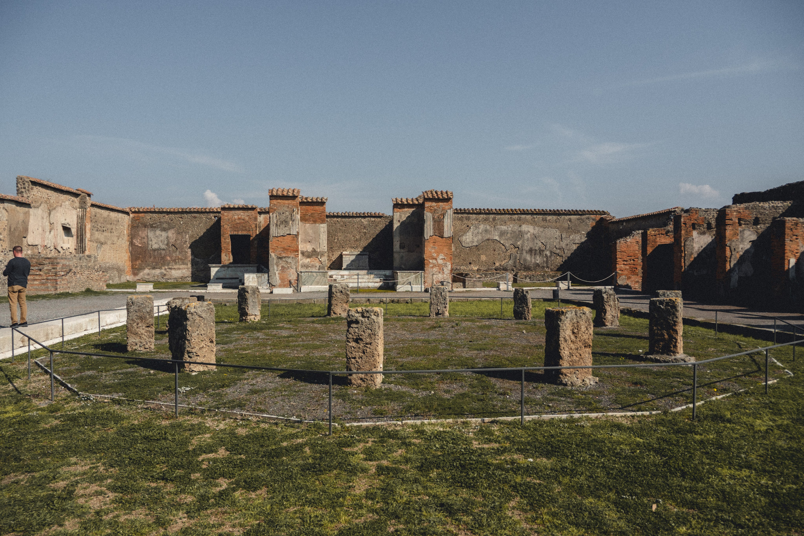 Pompeii. Photographe sur Cote d’Azur. Portraits de familles, couples, enfants, événements
