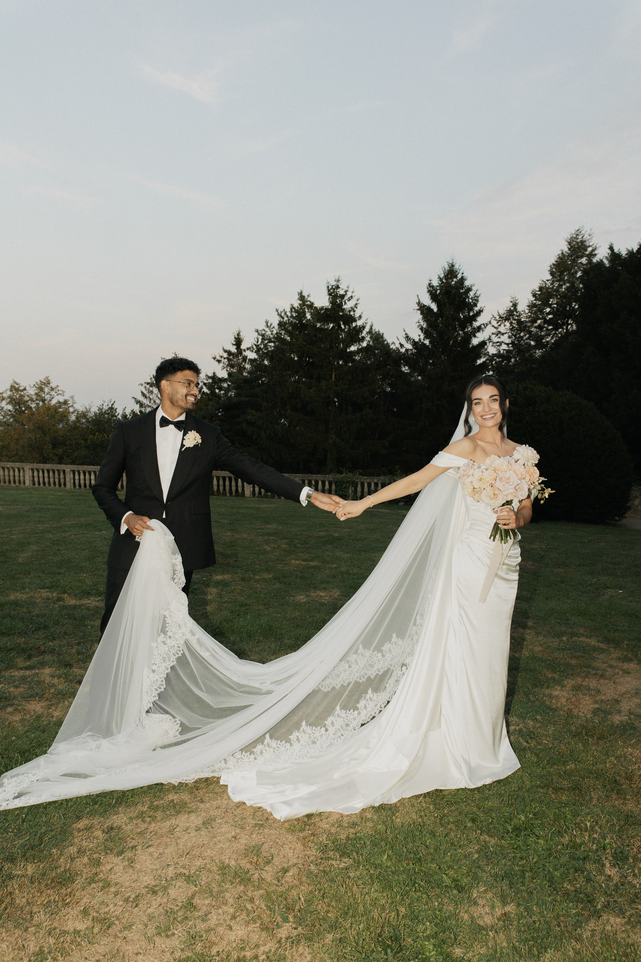 Elegant Castle Wedding in Austria | Alwin & Ruth’s Fairytale Celebration. Wedding photographer and videographer based in Timisoara, Romania