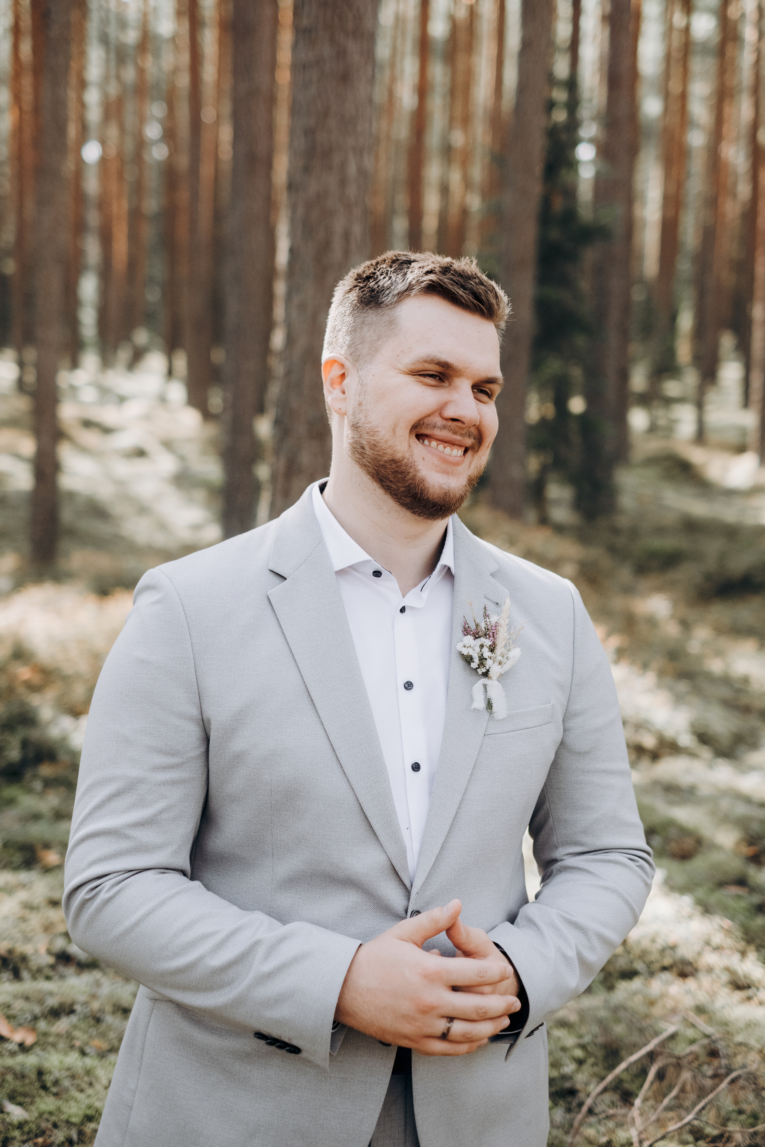 Kāzu foto stāsts Valmierā - Viesu nams Siltumnīca | Madara un Gvido. Kāzu × Ģimenes notikumu fotografs Edgars Kalniņš