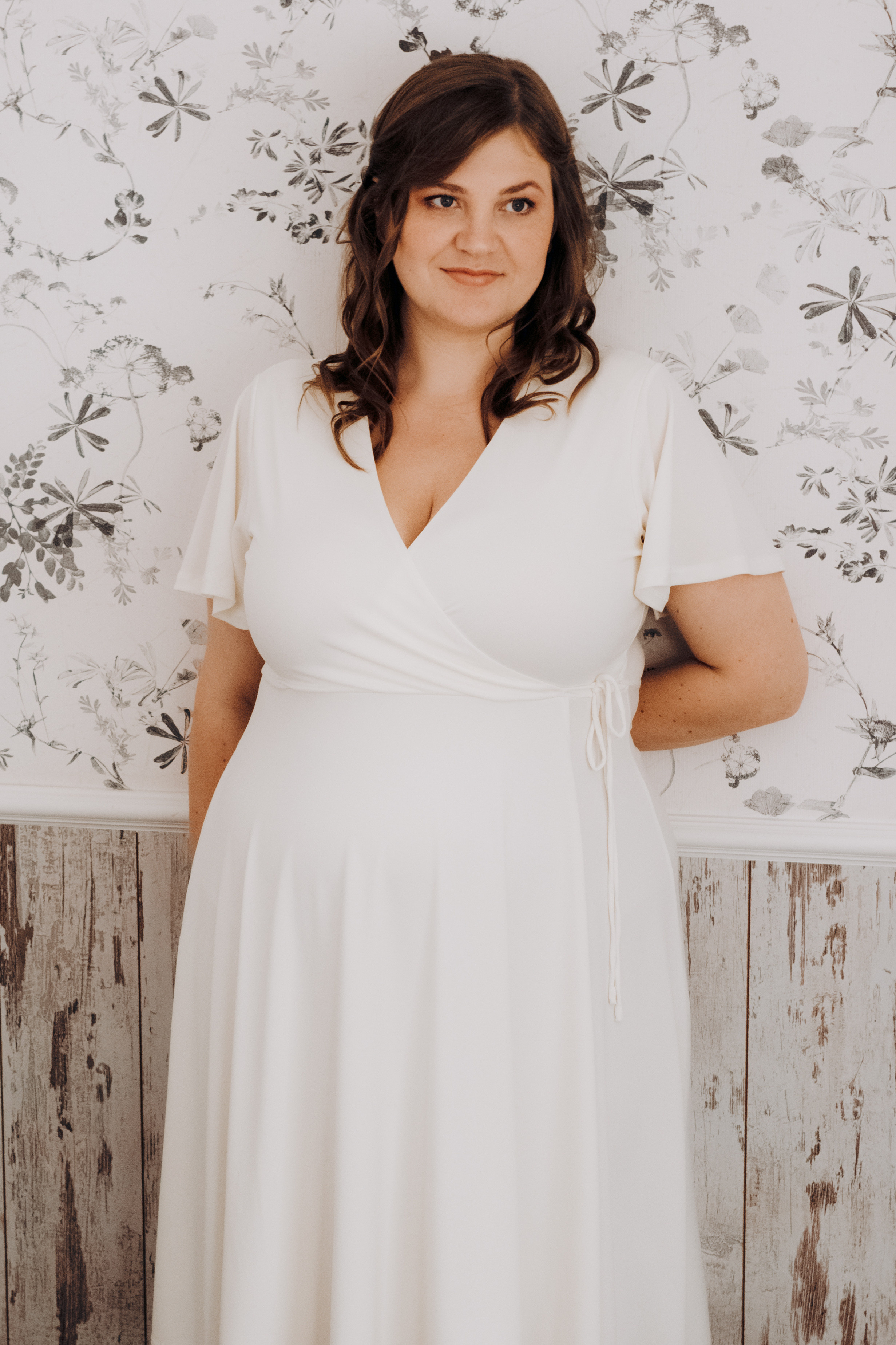 Kāzu foto stāsts Valmierā - Viesu nams Siltumnīca | Madara un Gvido. Kāzu × Ģimenes notikumu fotografs Edgars Kalniņš