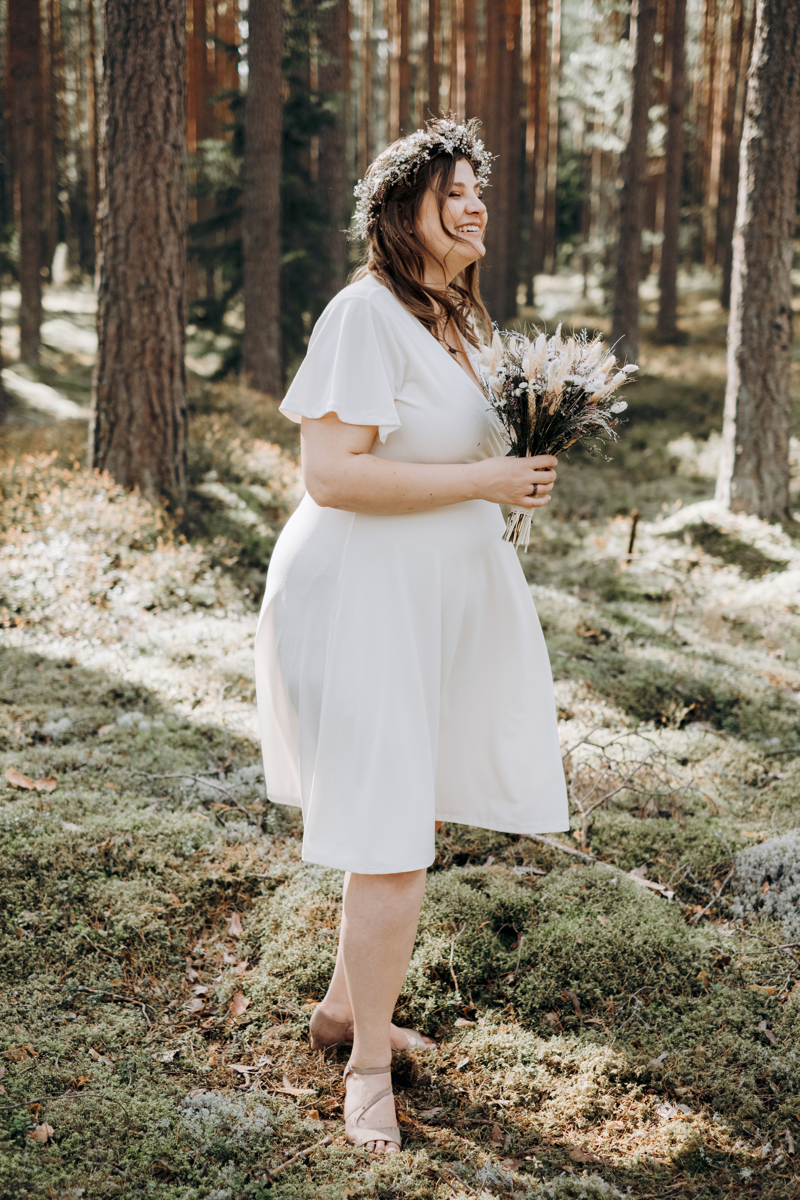 Kāzu foto stāsts Valmierā - Viesu nams Siltumnīca | Madara un Gvido. Kāzu × Ģimenes notikumu fotografs Edgars Kalniņš