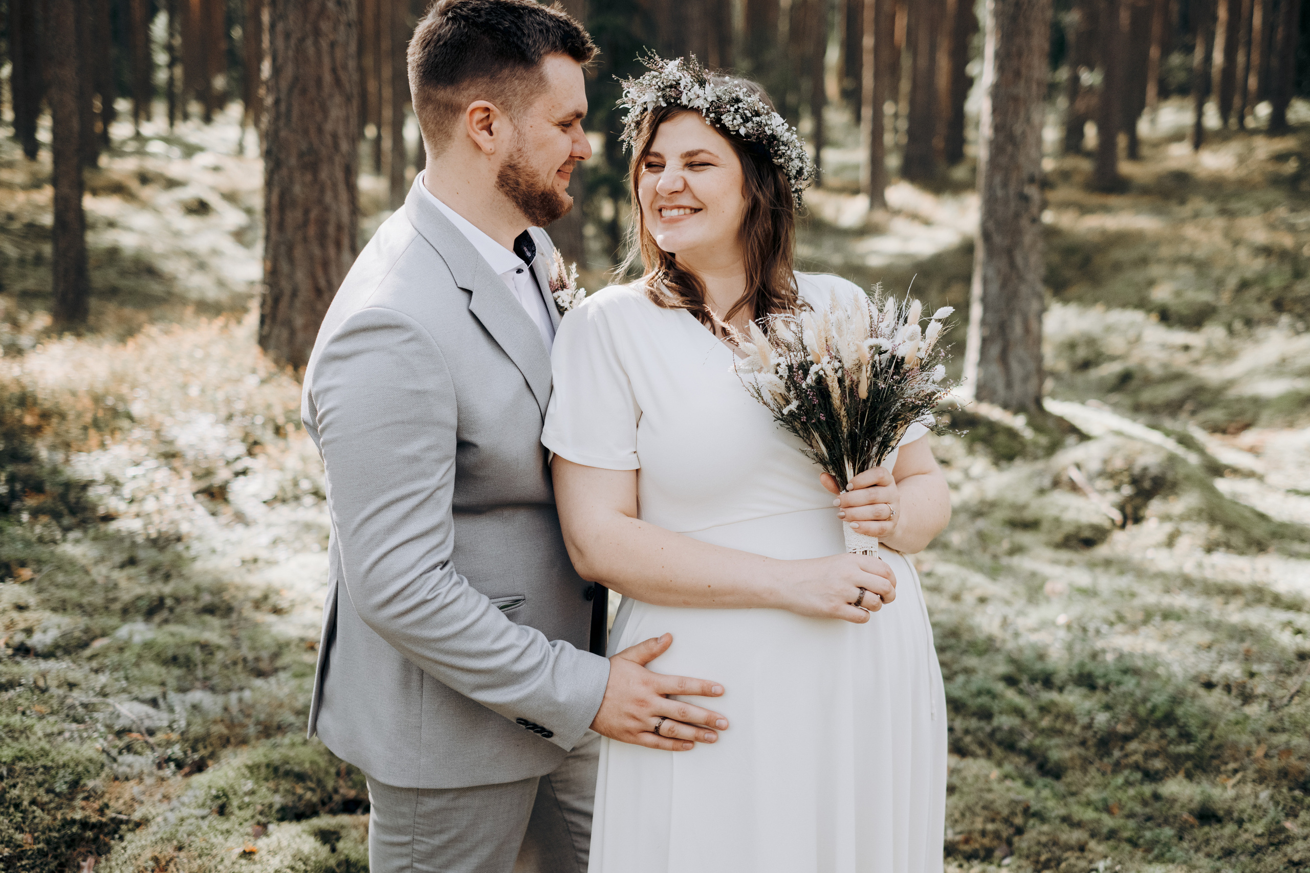 Kāzu foto stāsts Valmierā - Viesu nams Siltumnīca | Madara un Gvido. Kāzu × Ģimenes notikumu fotografs Edgars Kalniņš