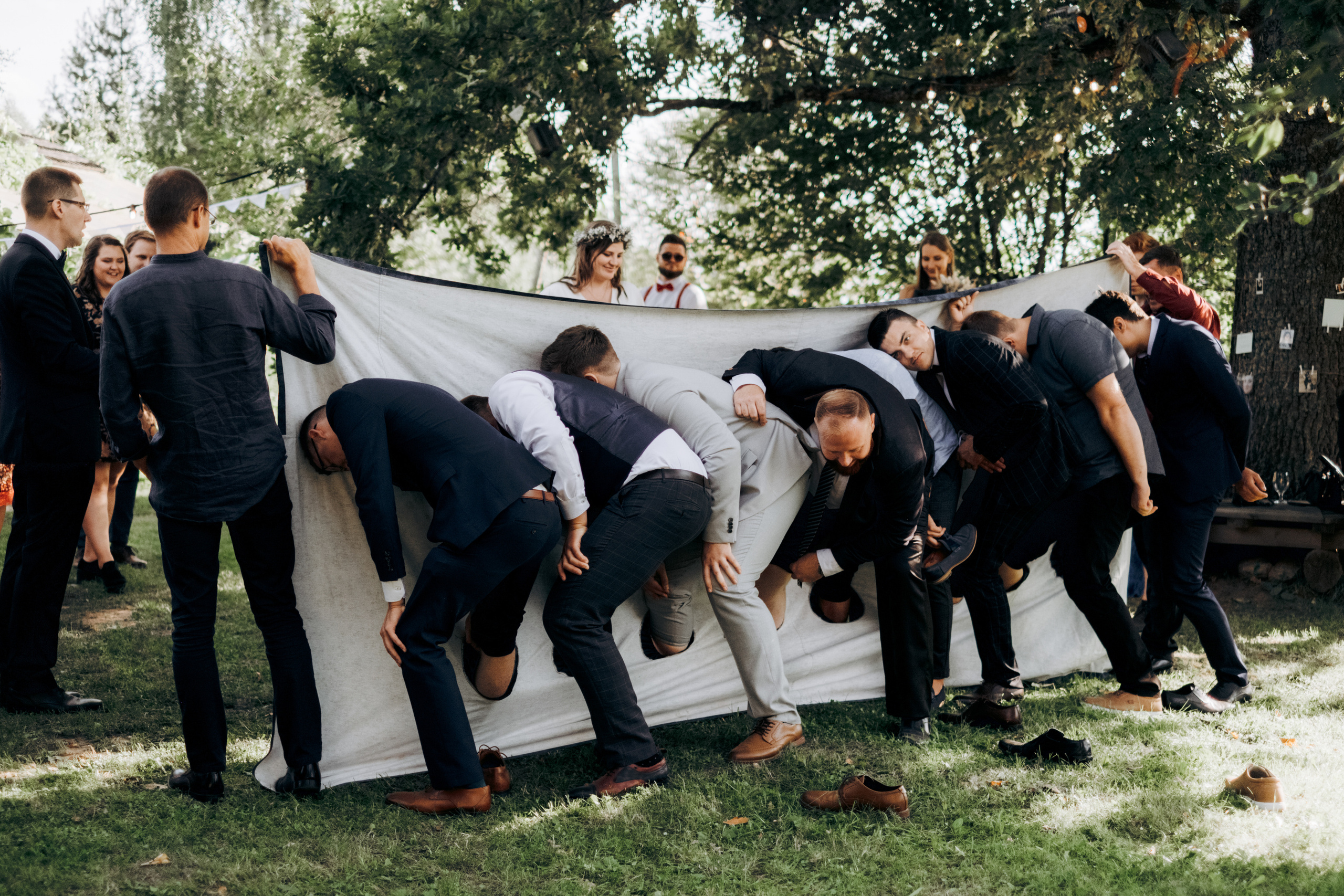 Kāzu foto stāsts Valmierā - Viesu nams Siltumnīca | Madara un Gvido. Kāzu × Ģimenes notikumu fotografs Edgars Kalniņš