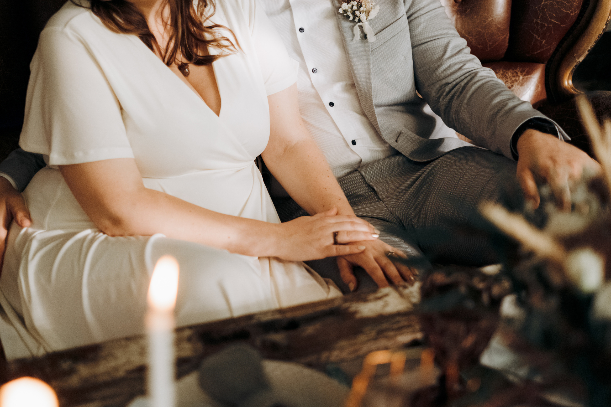 Kāzu foto stāsts Valmierā - Viesu nams Siltumnīca | Madara un Gvido. Kāzu × Ģimenes notikumu fotografs Edgars Kalniņš