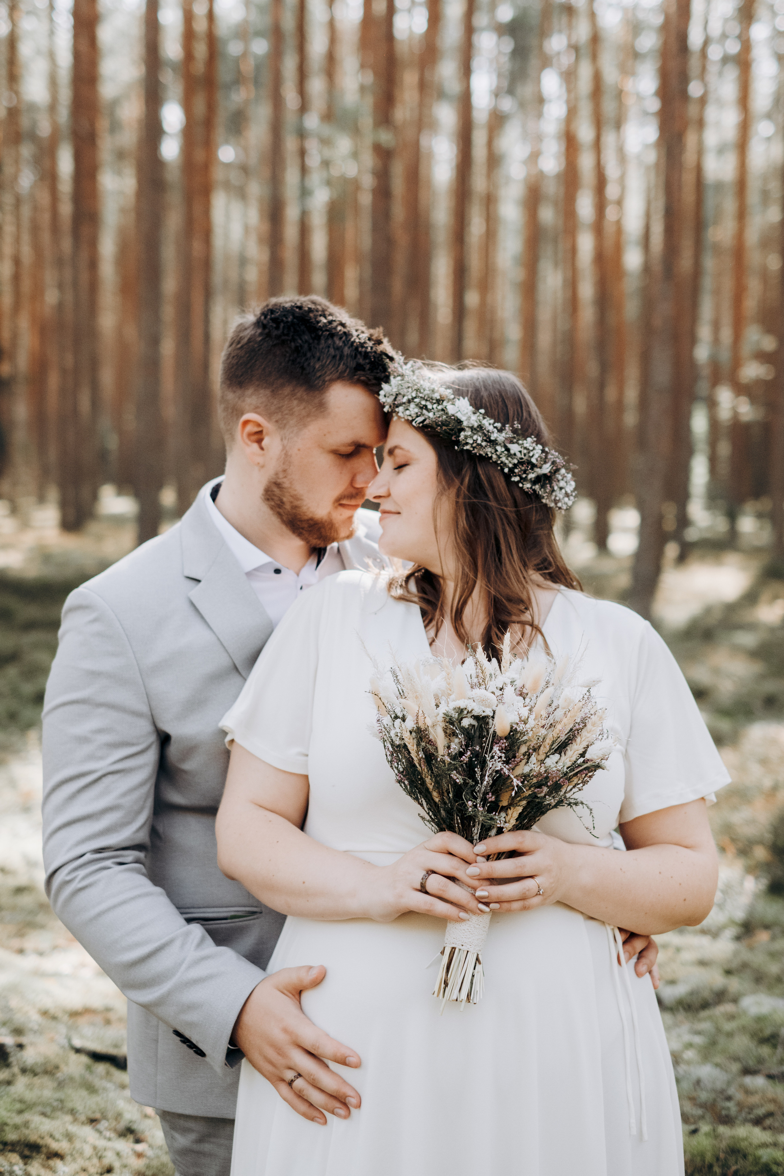 Kāzu foto stāsts Valmierā - Viesu nams Siltumnīca | Madara un Gvido. Kāzu × Ģimenes notikumu fotografs Edgars Kalniņš