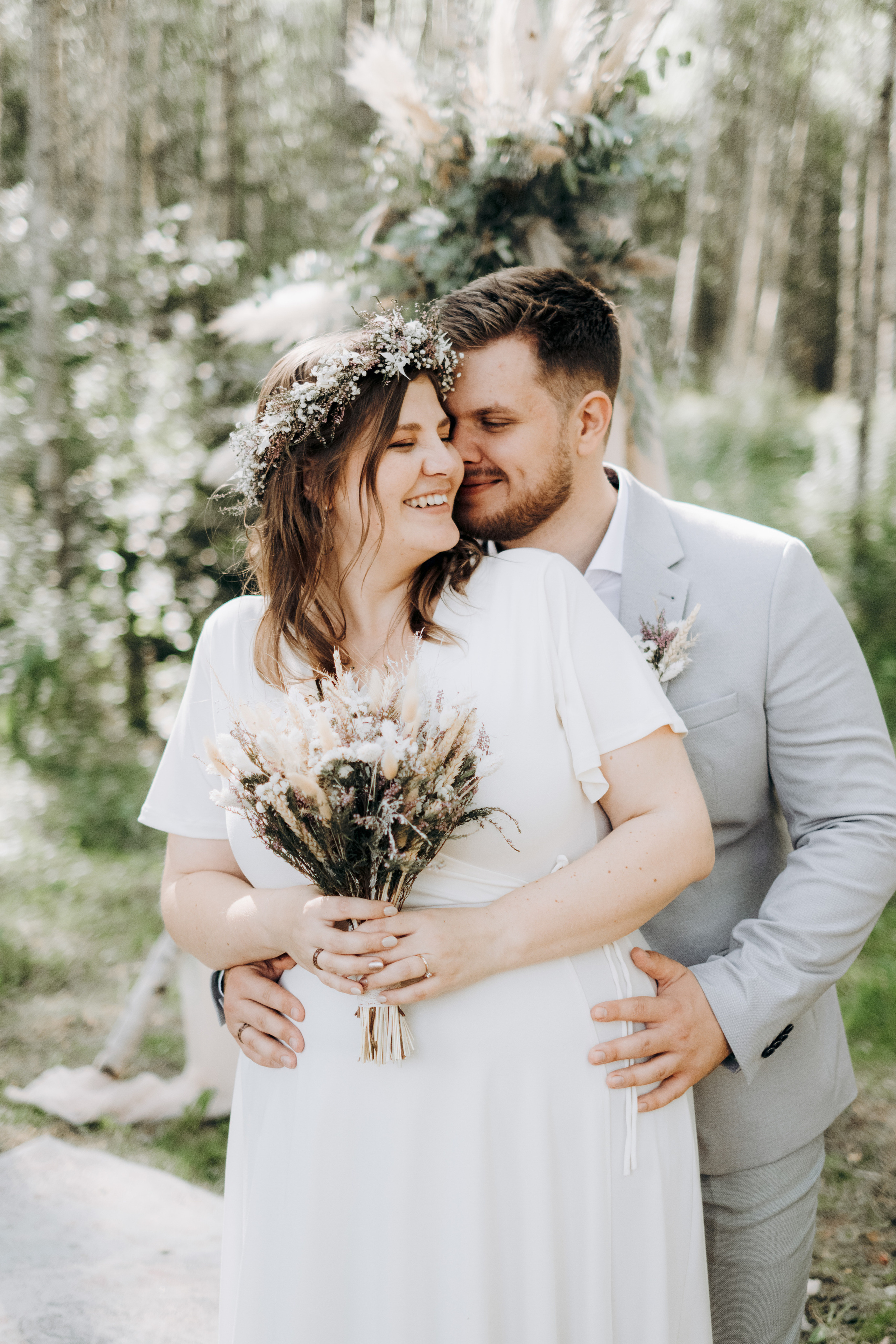 Kāzu foto stāsts Valmierā - Viesu nams Siltumnīca | Madara un Gvido. Kāzu × Ģimenes notikumu fotografs Edgars Kalniņš