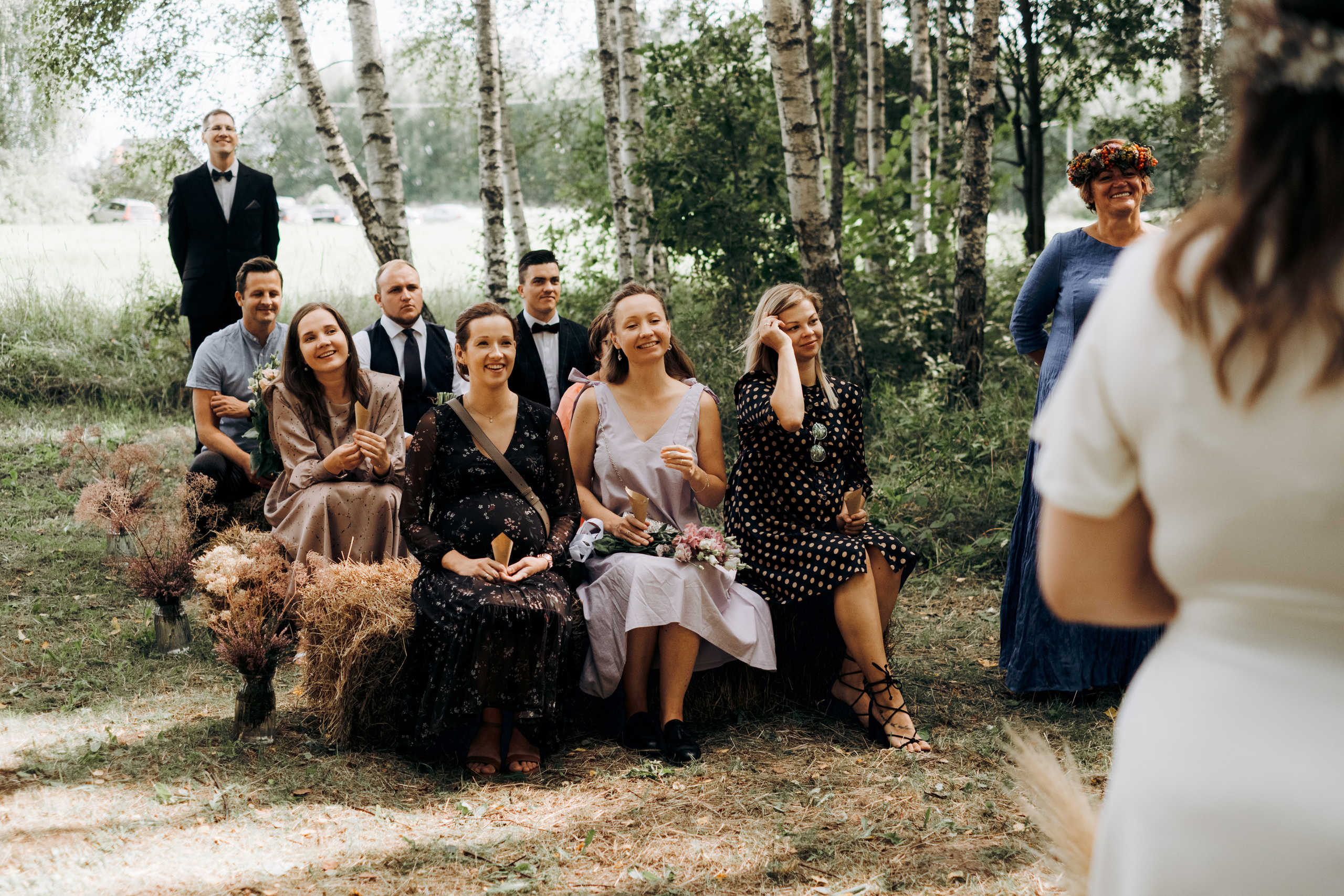 Kāzu foto stāsts Valmierā - Viesu nams Siltumnīca | Madara un Gvido. Kāzu × Ģimenes notikumu fotografs Edgars Kalniņš