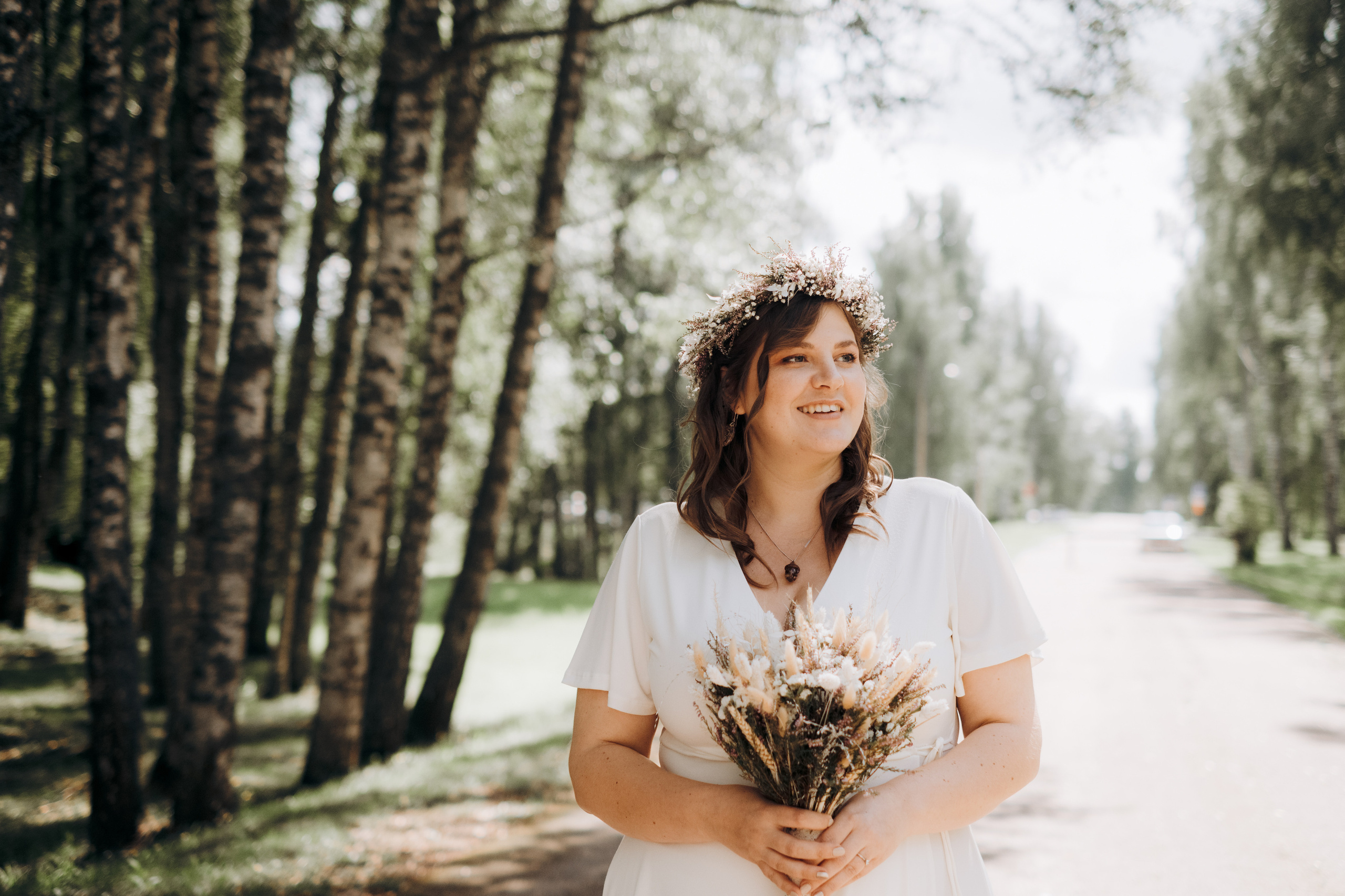 Kāzu foto stāsts Valmierā - Viesu nams Siltumnīca | Madara un Gvido. Kāzu × Ģimenes notikumu fotografs Edgars Kalniņš