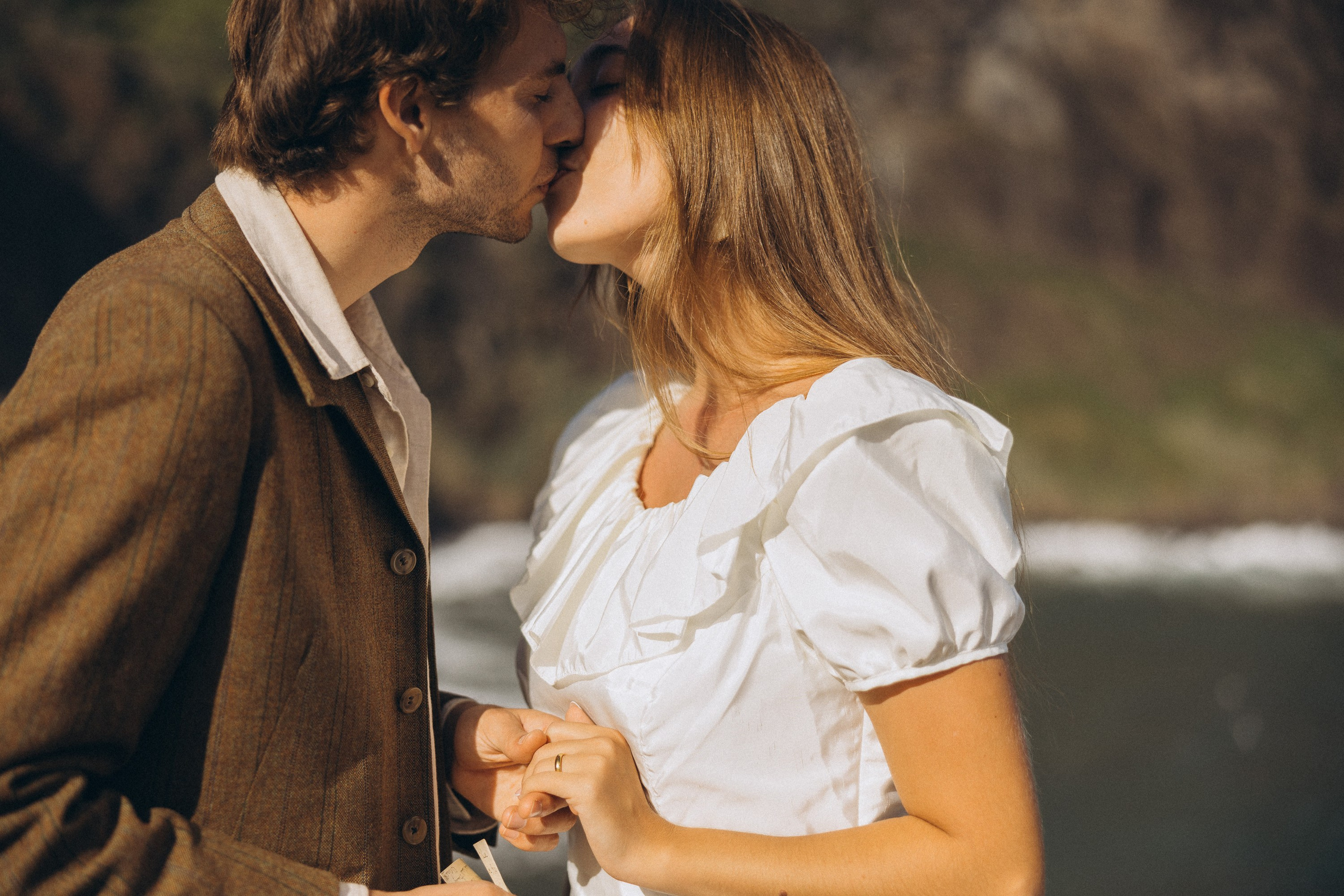 Madeira elopement photographer capturing a private wedding with cliffs and ocean backdrop.