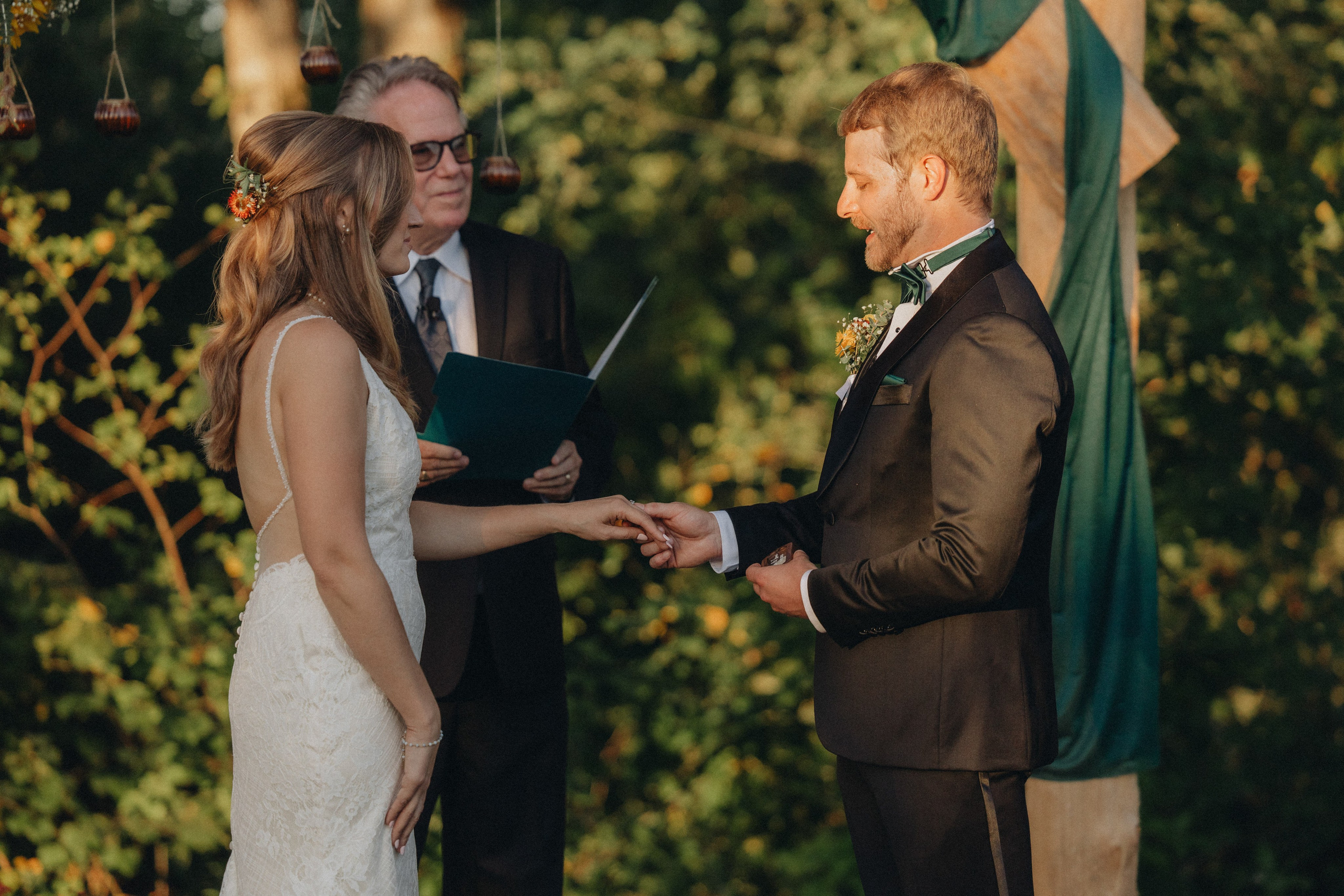 Wedding Photography at Portland Oregon | Jessie & Isaac's Session by Georgy Shishkin | Capturing Moments in Portland, Seattle, Bend & Oregon. Capturing Love in the Heart of the Pacific Northwes