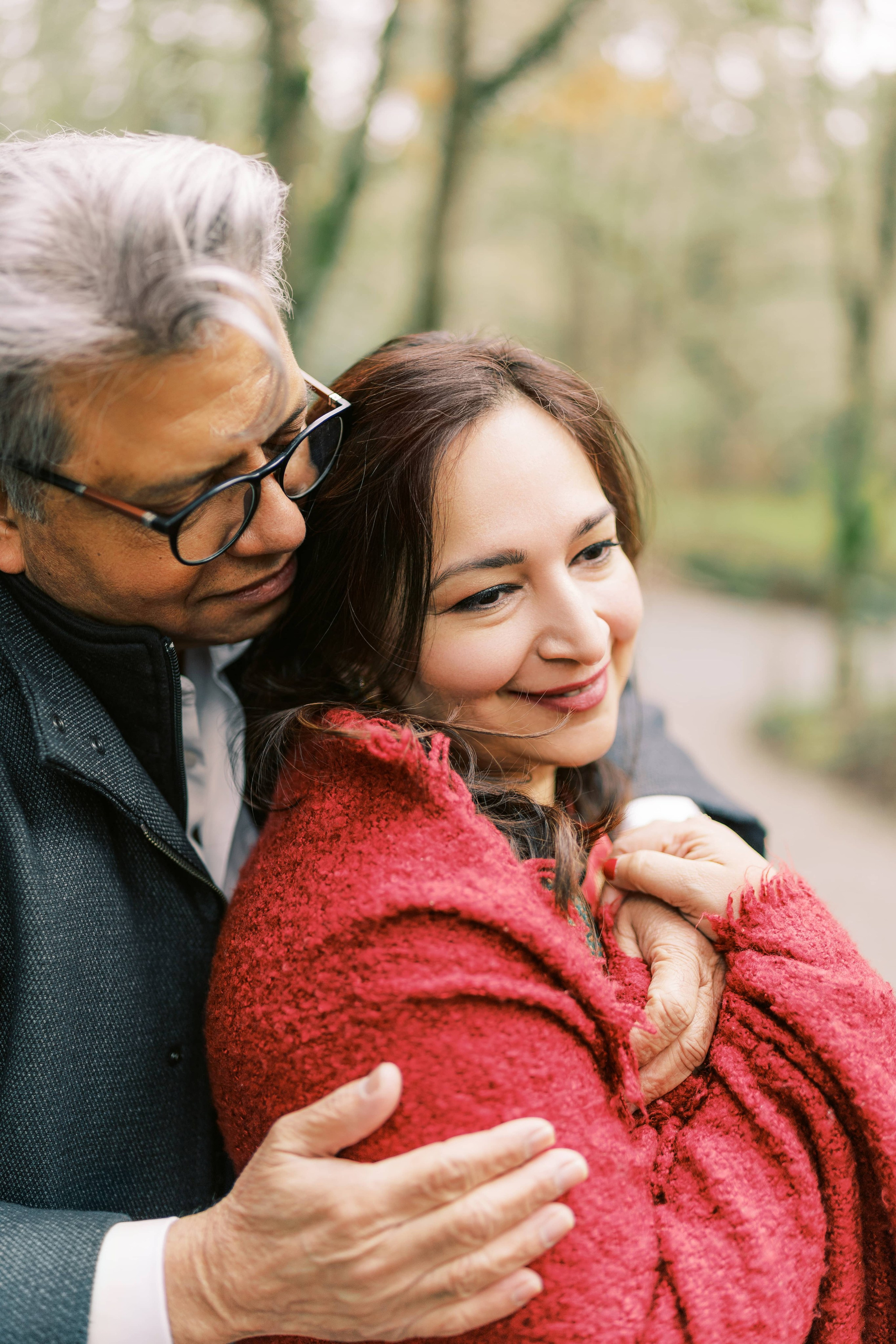 Family photoshoot at Bellevue Botanical Garden. March 2024. EVAN ARISTOV WEDDING PHOTOGRAPHY — Seattle Wedding Photographer