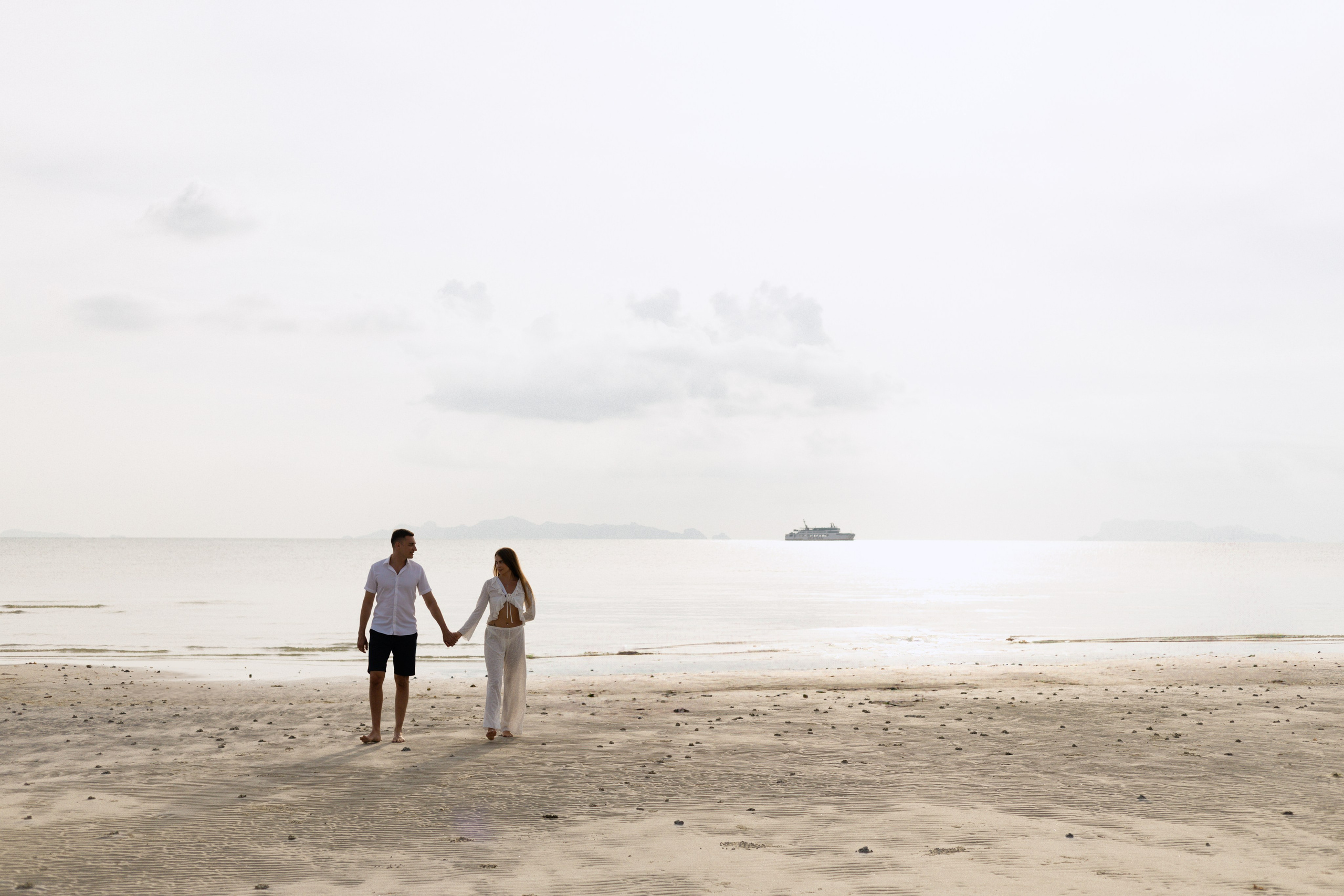 LOVE — STORY. Photographer on Koh Samui Elena