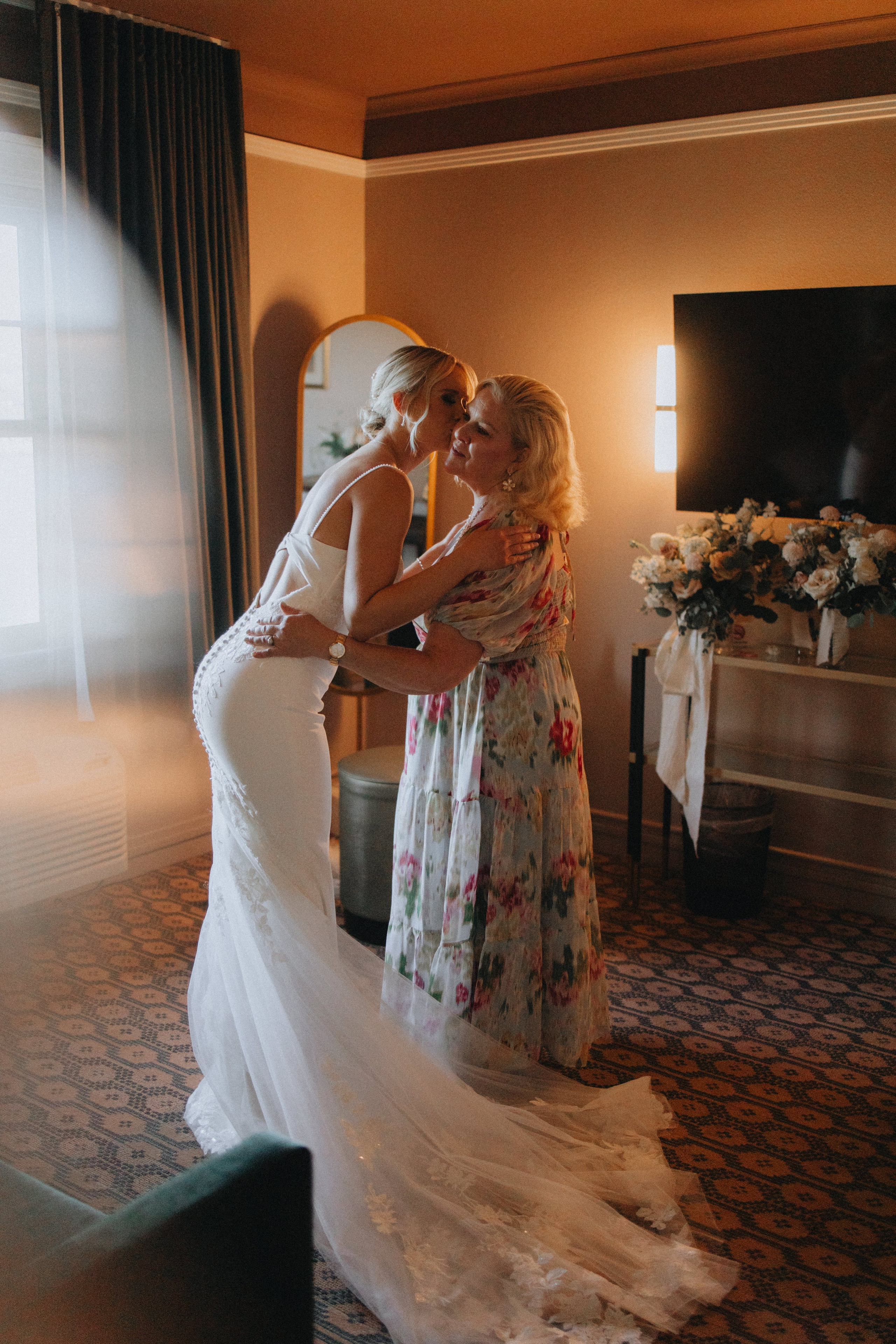 Brook & Richard's Wedding in Portland Oregon| Captured by Georgy Shishkin, Professional Wedding Photographer Seattle, Bend & Oregon Coast. Capturing Love in the Heart of the Pacific Northwes