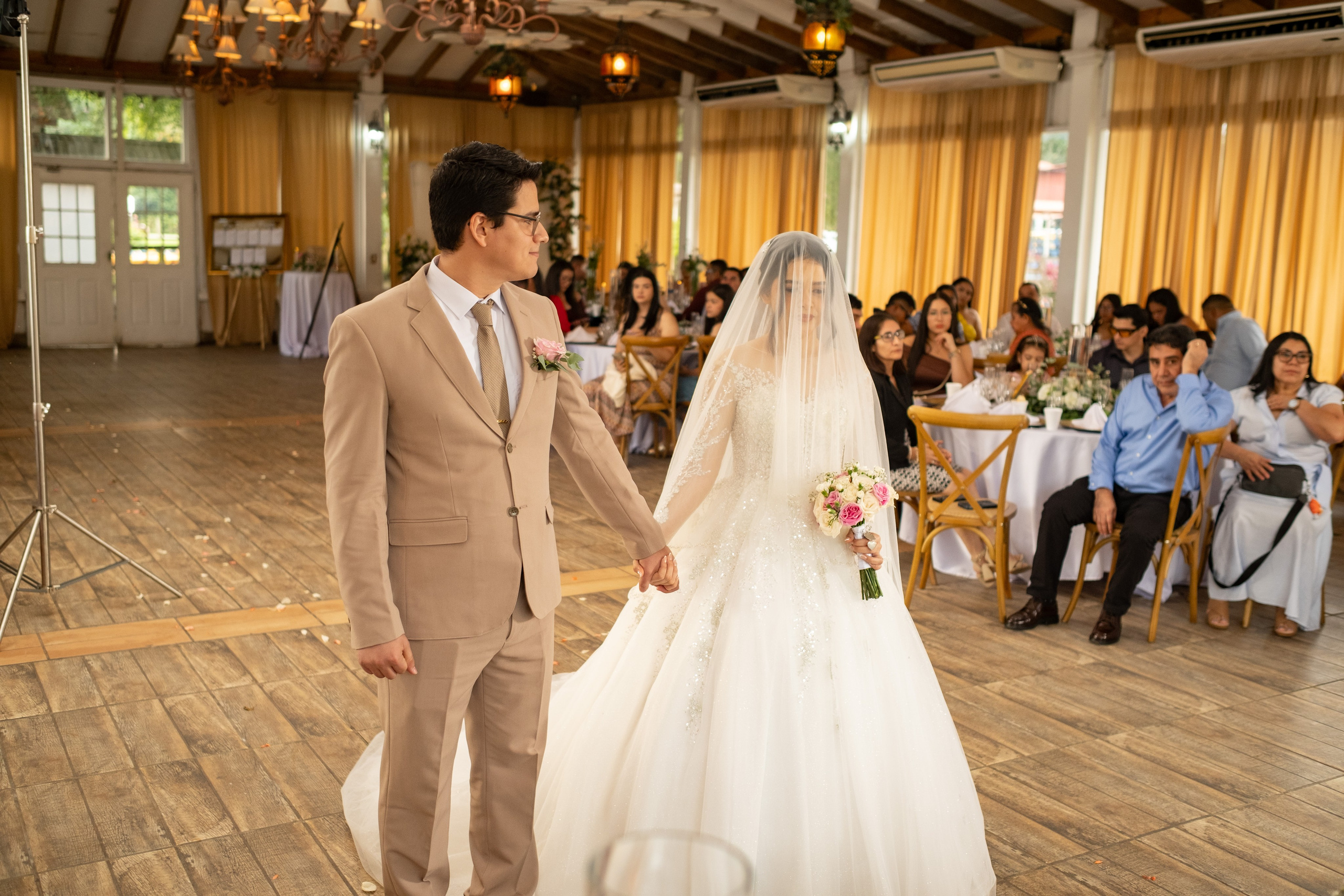 Abi & Gio. Daniel Brand | Fotografía de Bodas y Comercial en Honduras