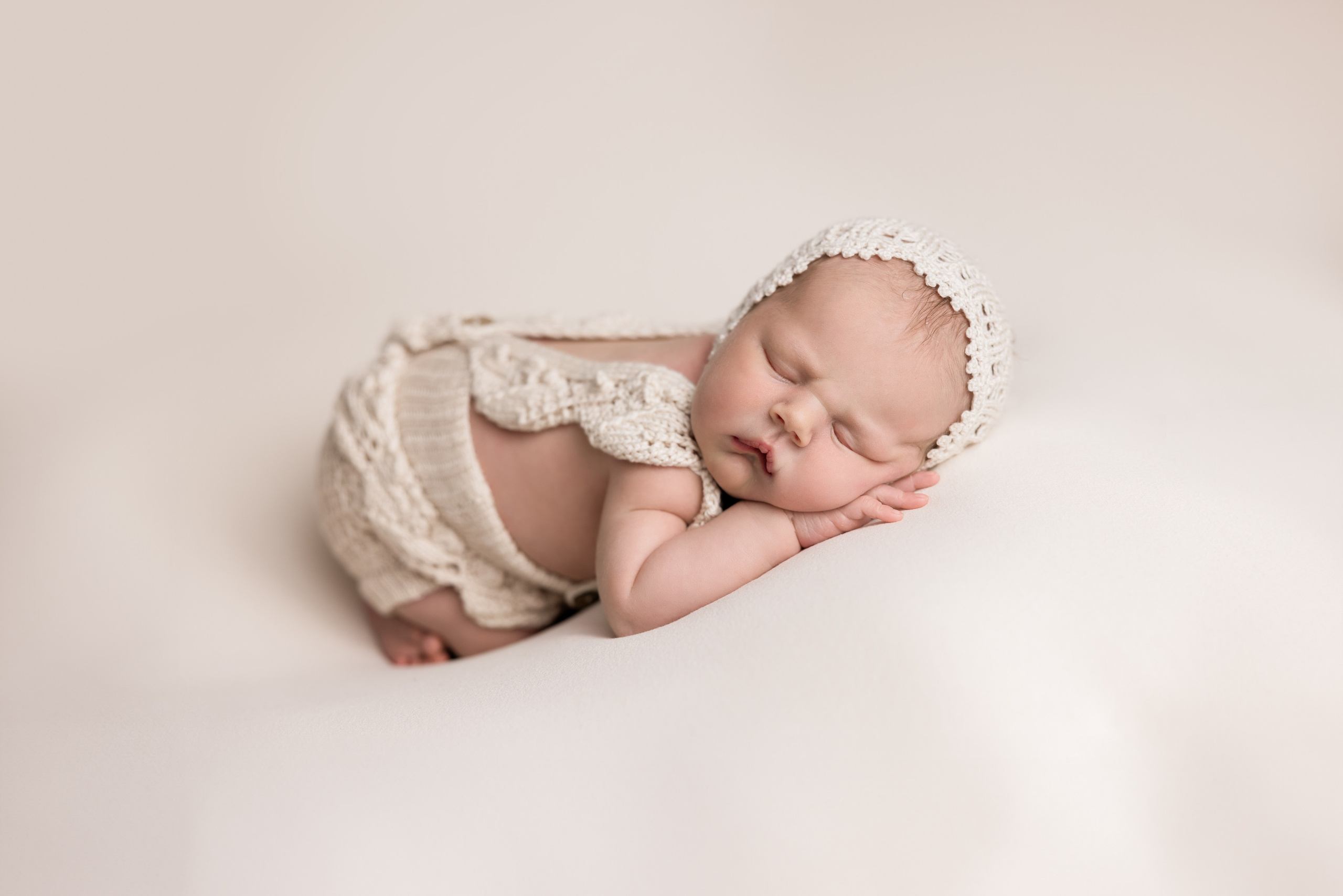 Newbornshooting in Pforzheim und Umgebung. Neugeborenenfotografie Pforzheim Katharina Jozic