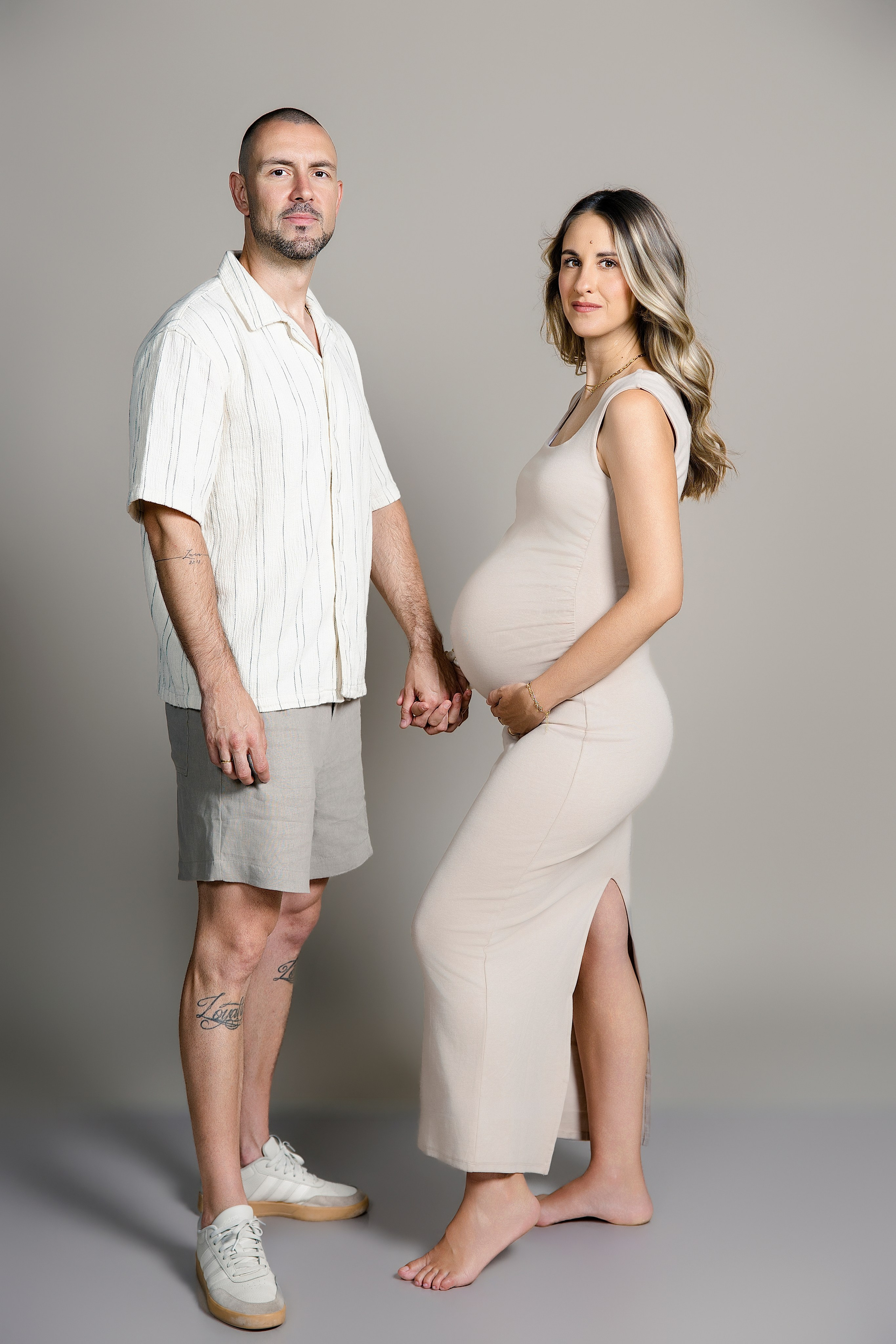 Sesiones de Fotografía de Embarazo - Newborn - Lactancia en Madrid - Rainbox. Rainbox Estudio de Fotografía