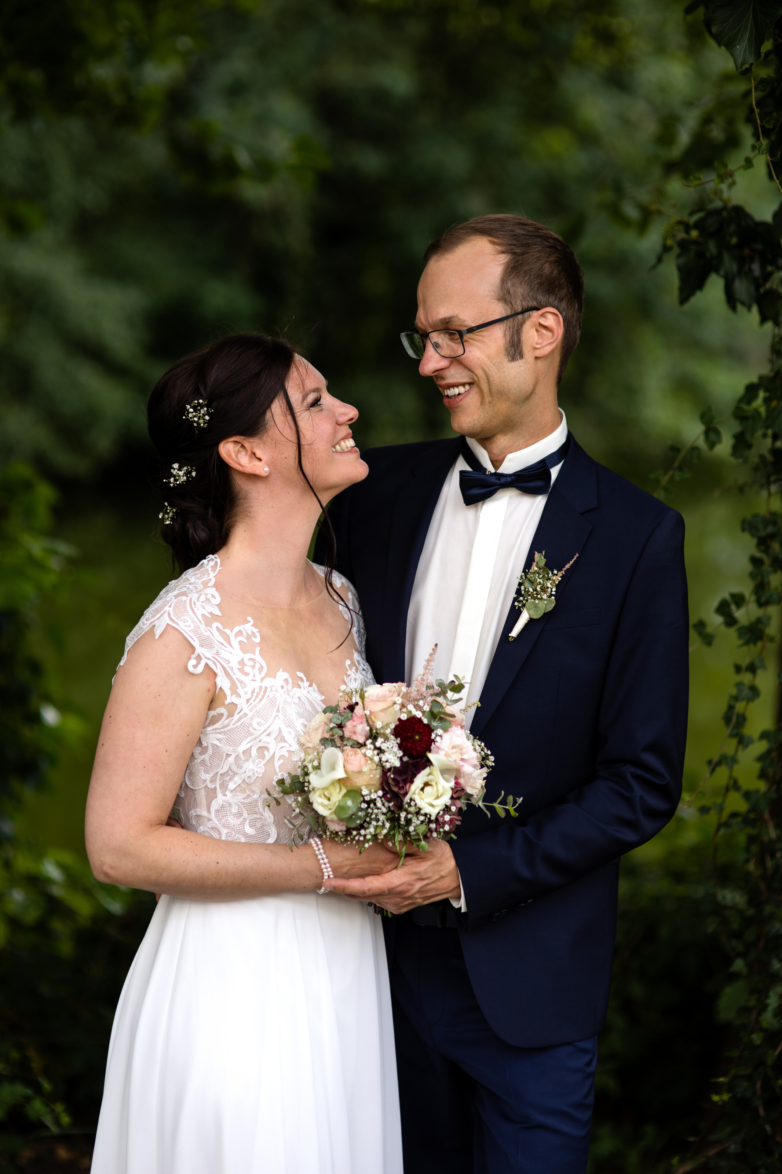 Suche nach einem Fotografen, der Foto und Video macht