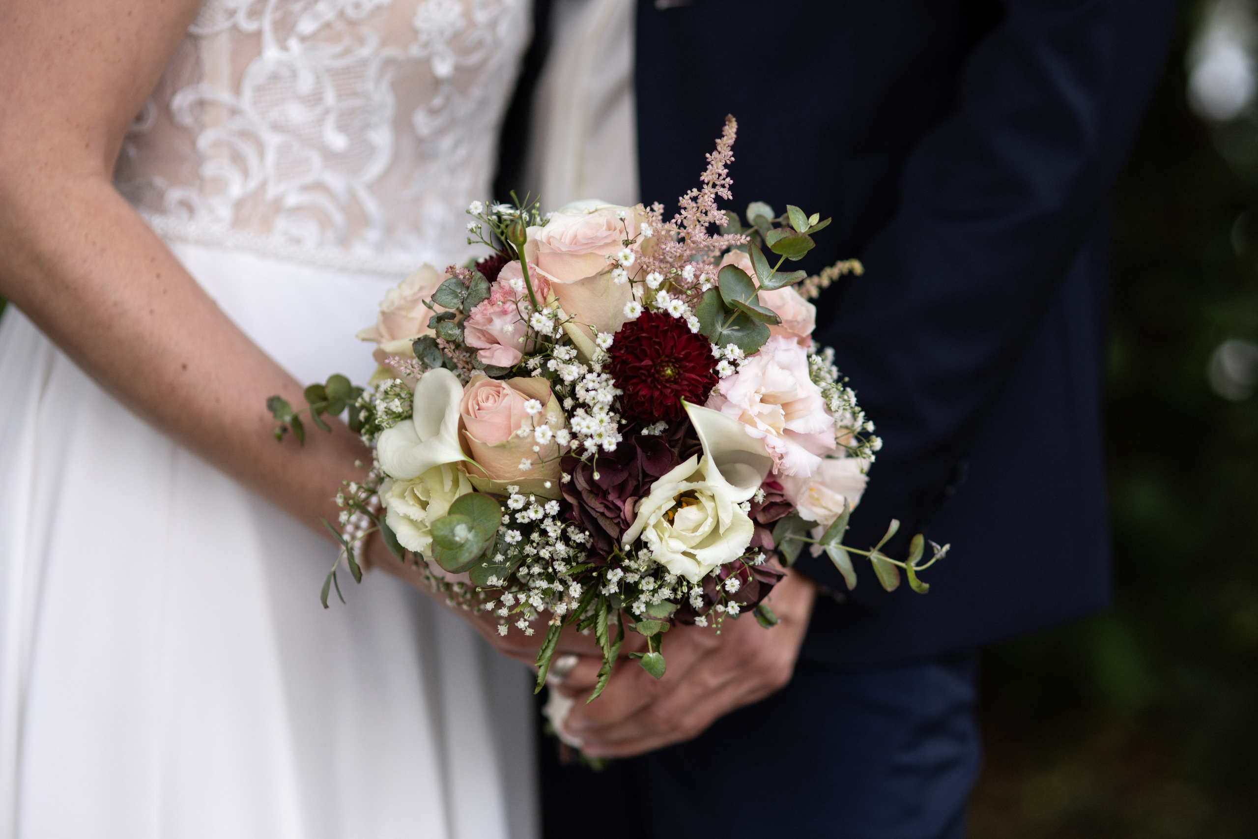 Hocjzeitsfotografin mit dem guten Auge auf die Deteil