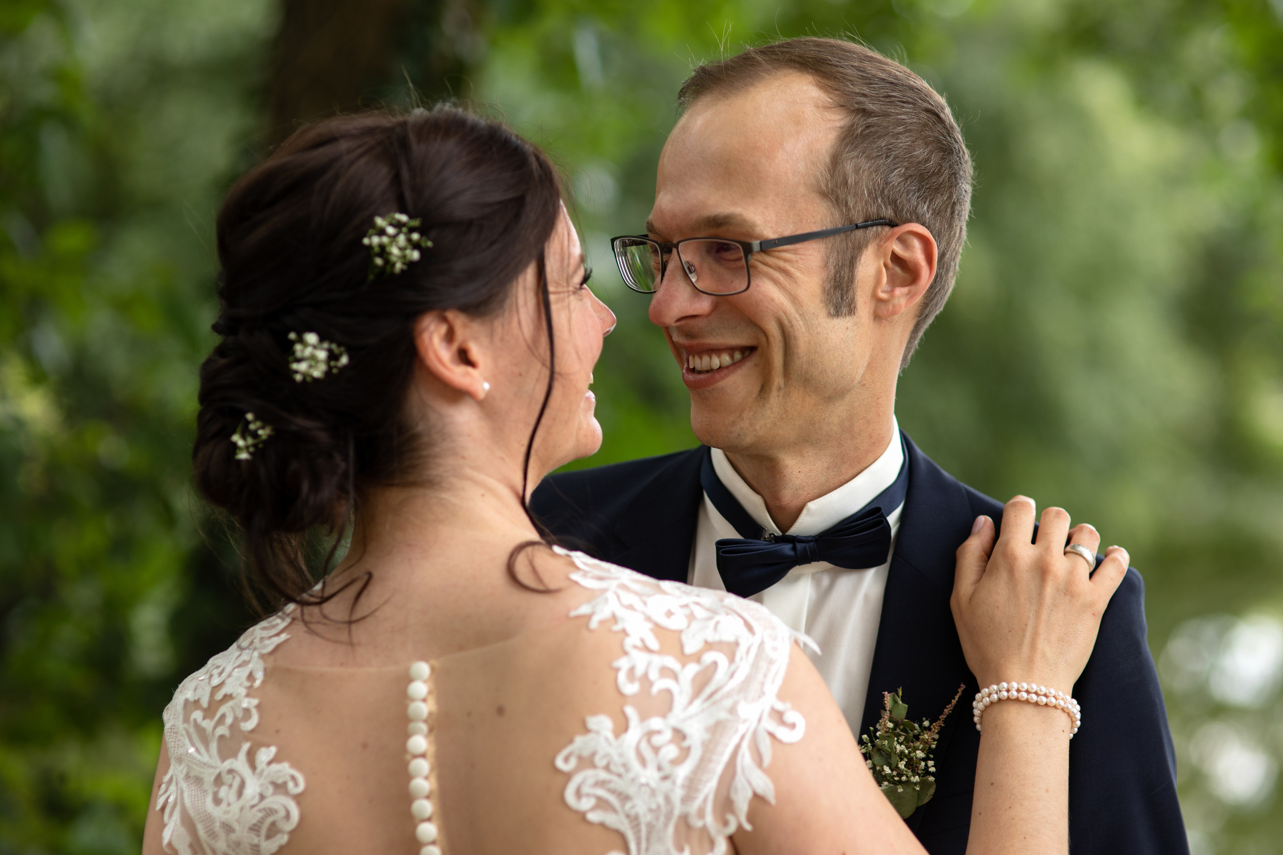 Bietet jemand Hochzeitsfoto &Video in einem Paket?