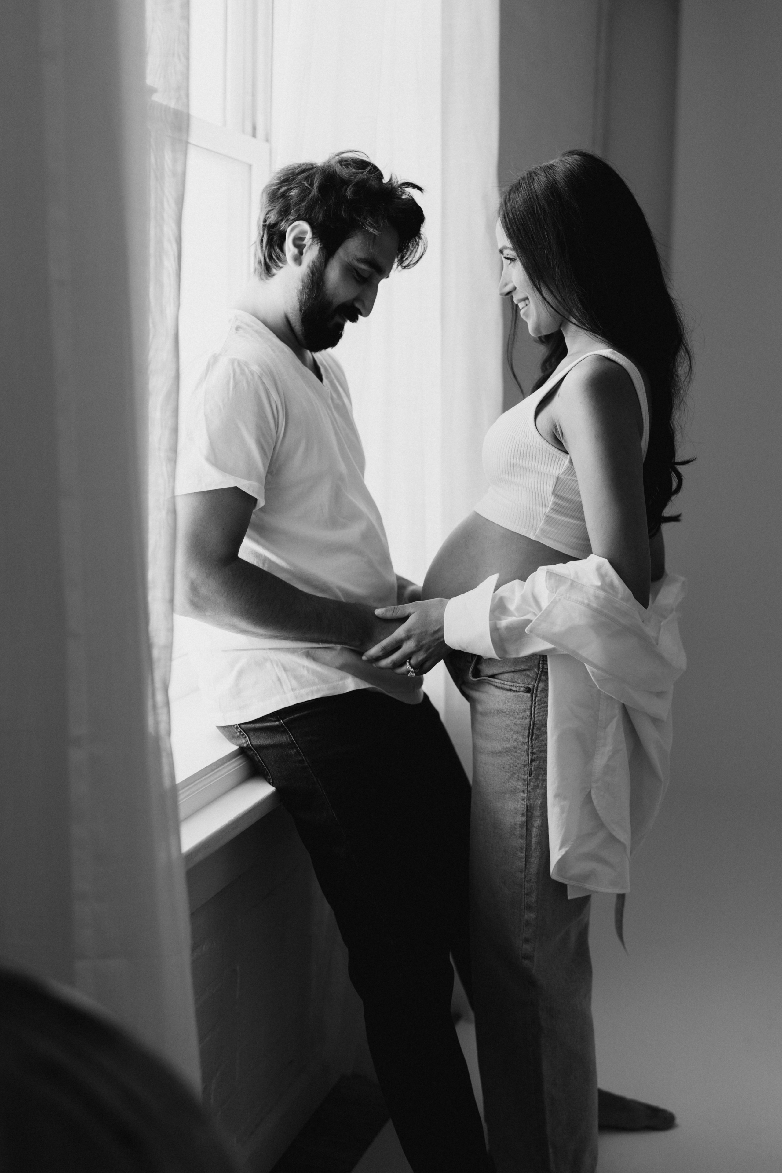 Modern maternity photographer in Long Island New York