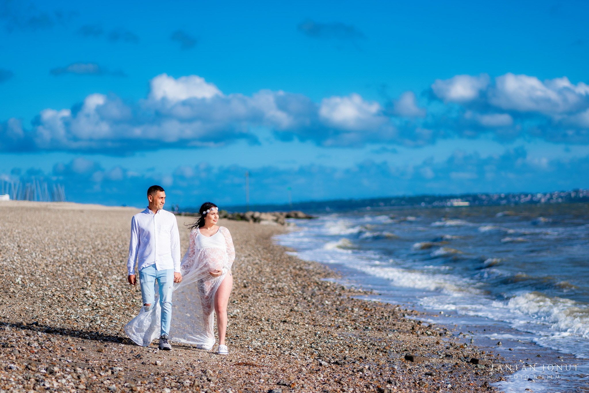 Sedinta foto maternitate — emotie si feminitate inainte de nastere. TANTAN IONUT FOTO & FILM