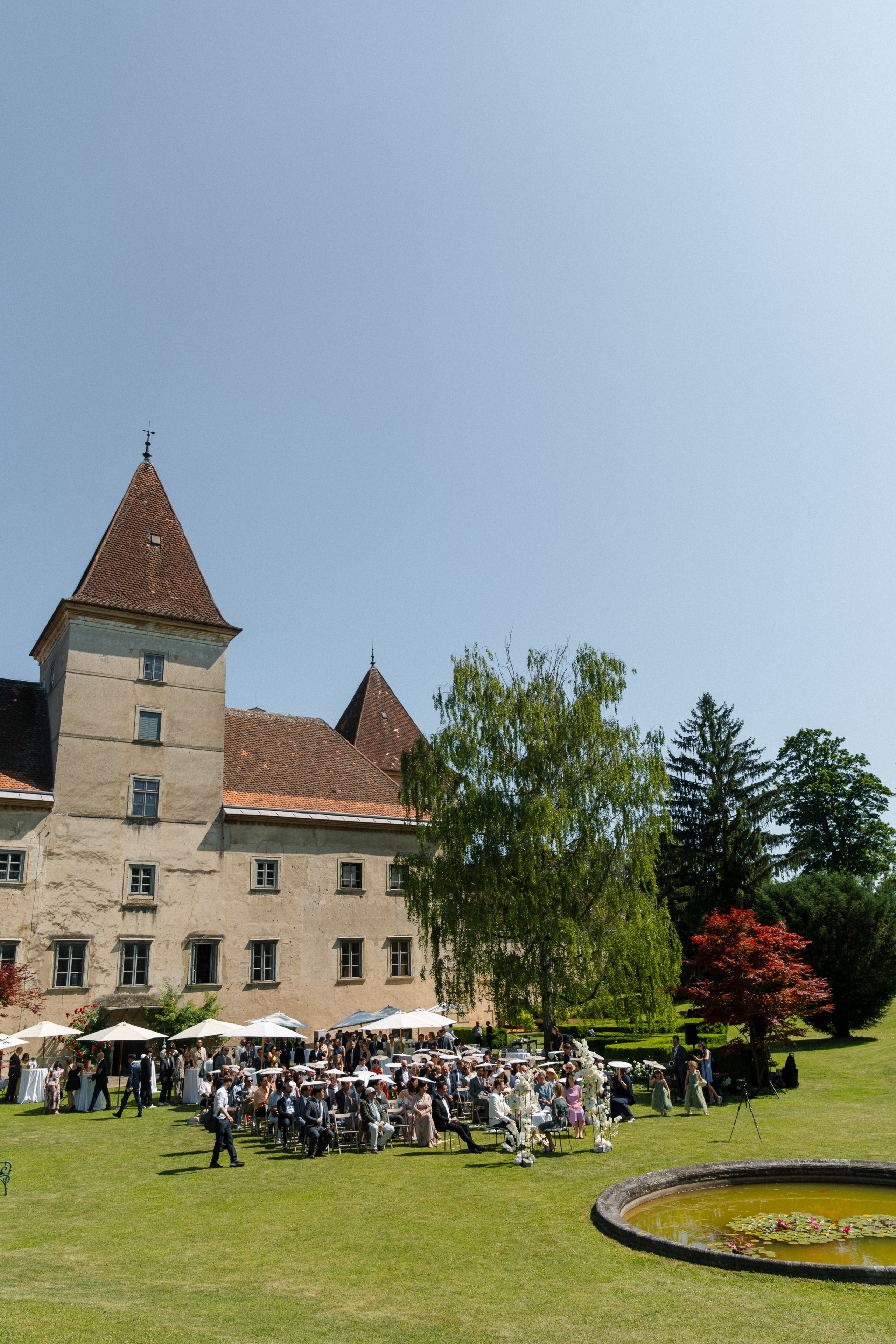 Susan & George · Wedding at Schloss Walpersdorf. Raw Studio: Capturing Elegant weddings accross Europe