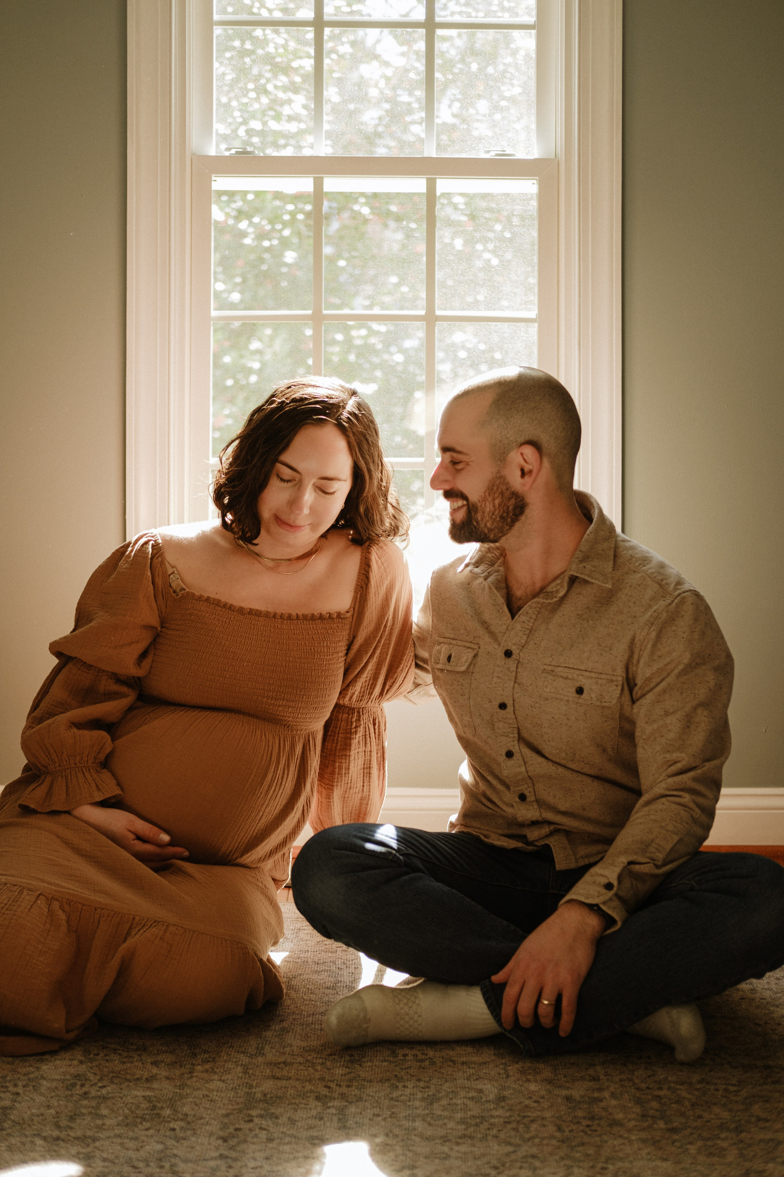 Richmond, VA Maternity Photographer | Editorial & Documentary Portraits. Family Photographer Richmond VA | Anna Dobrovolskaia