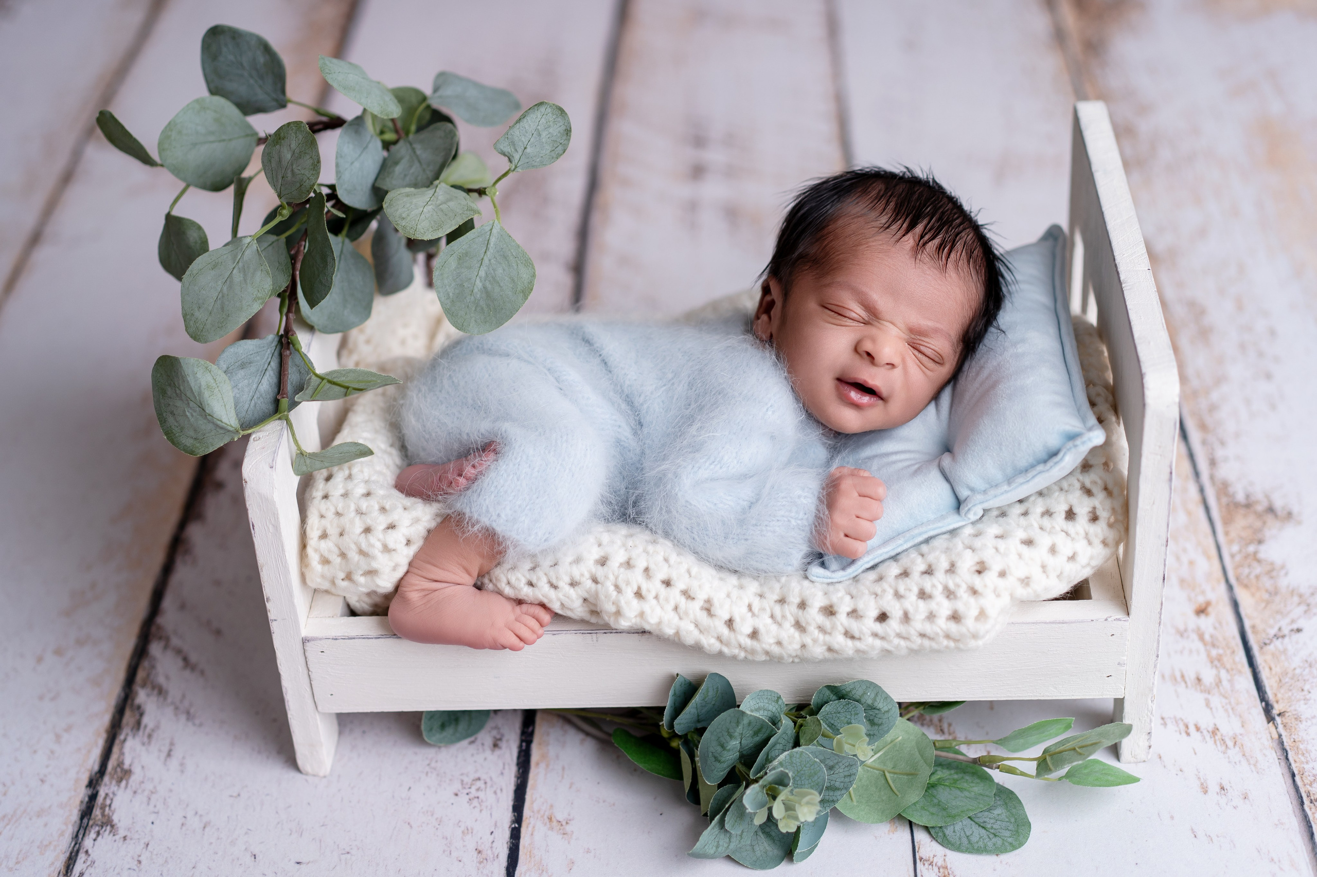 Neugeborenenfotos in Berlin – Studio oder bei Ihnen zu Hause