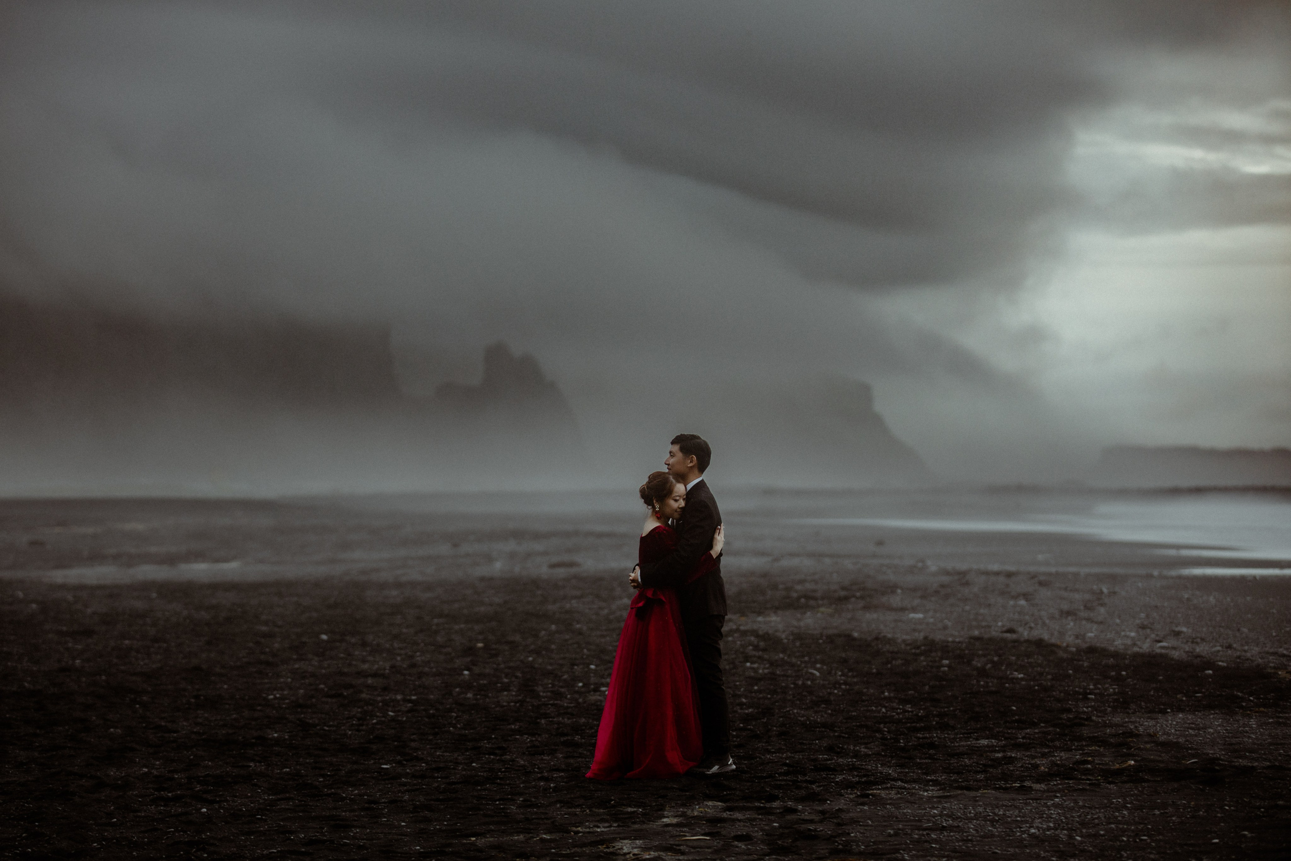Where to Elope in Iceland. Iceland elopement photographer & videographer
