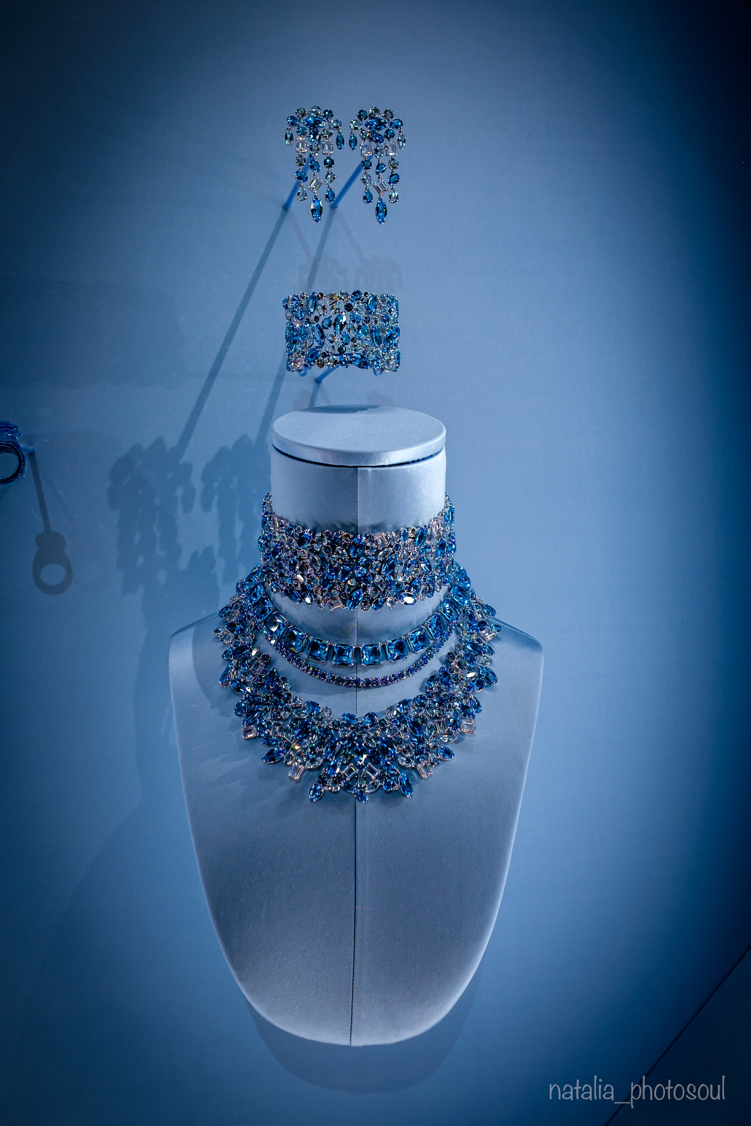 SWAROVSKI MASTERS OF LIGHT FROM VIENNA TO SEOUL. Photographer in Seoul Dobrokvashina Natalya
