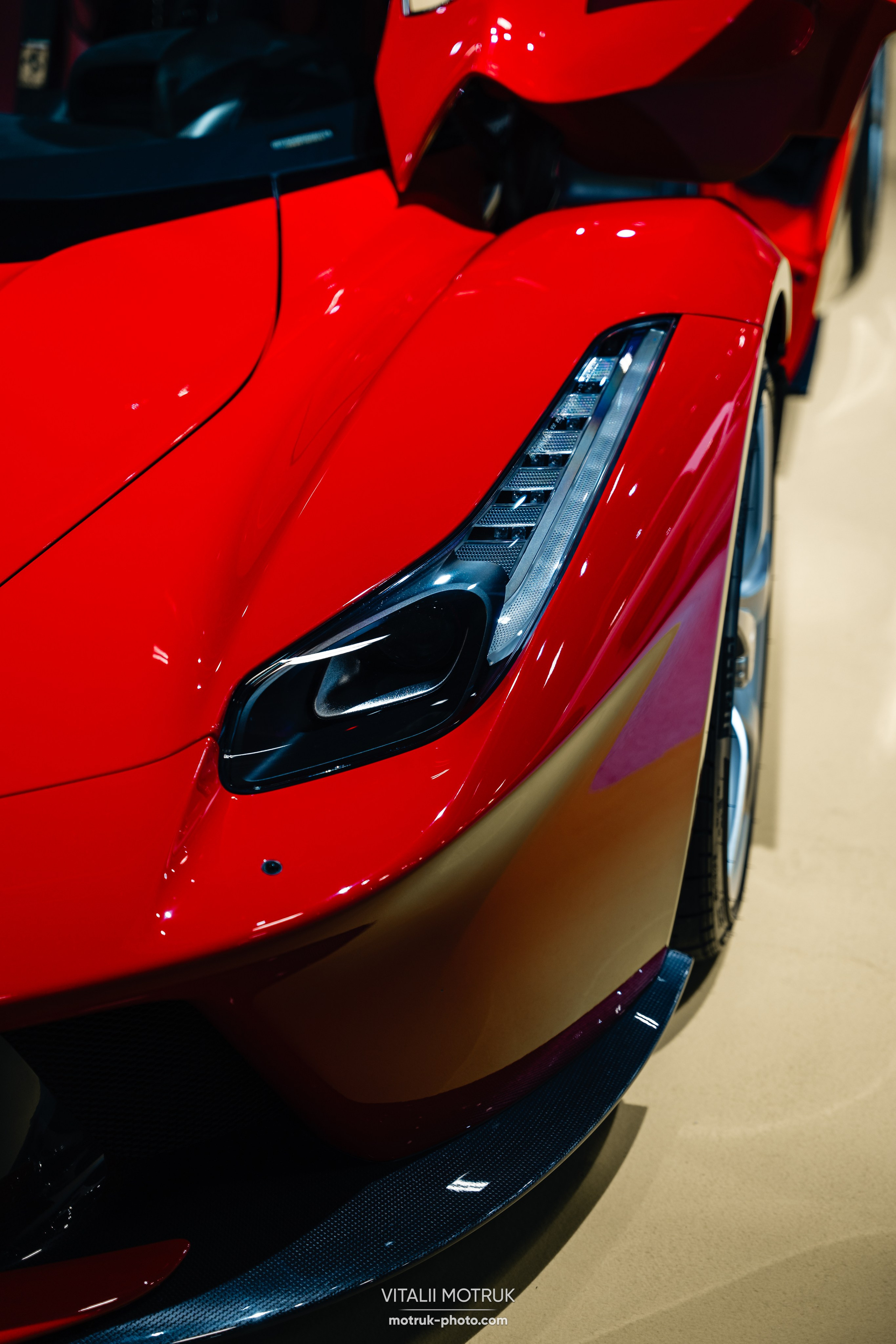 Retromobile-2024. Photographe de voitures à Paris — Vitalii Motruk