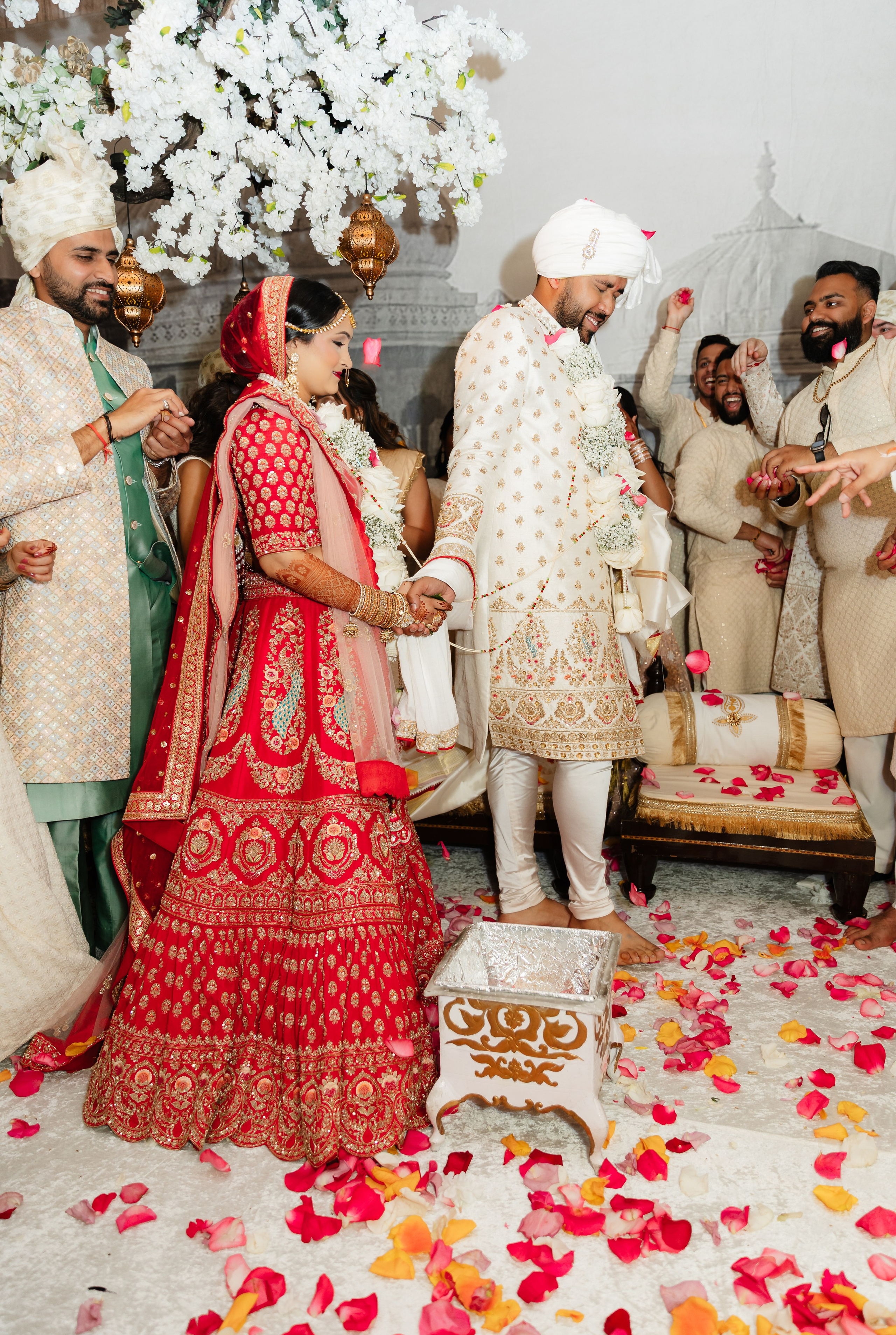 A Sacred Hindu Celebration of Love, Ritual, and Tradition. YES I DO PRODUCTION — Wedding photography&videography