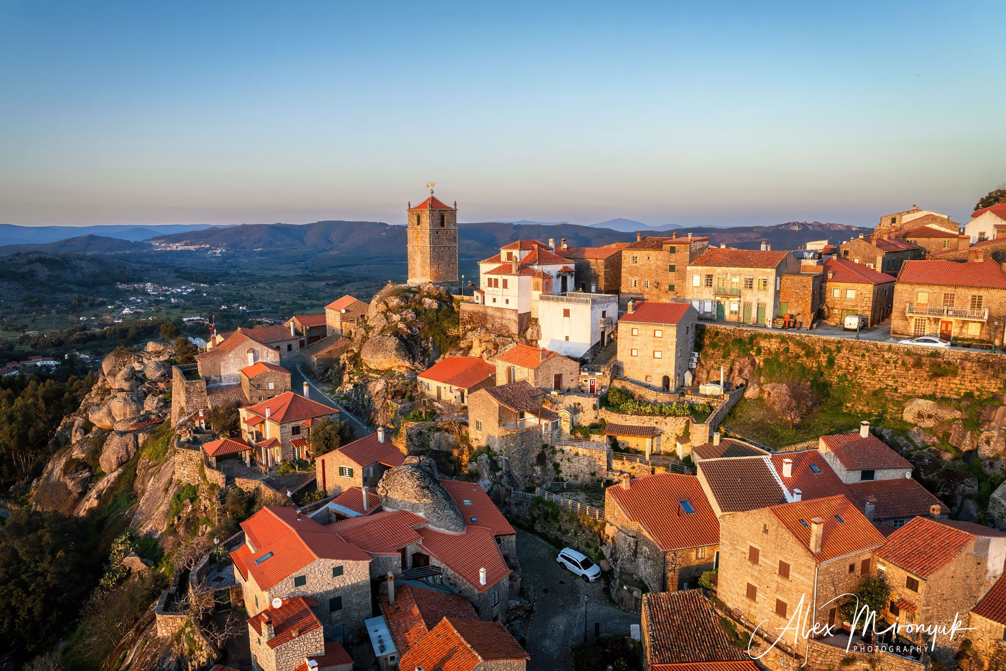 Portugal’s Scenic Treasures. Pet, Senior, Landscape, portrait studio, photographer in Miami and Sou