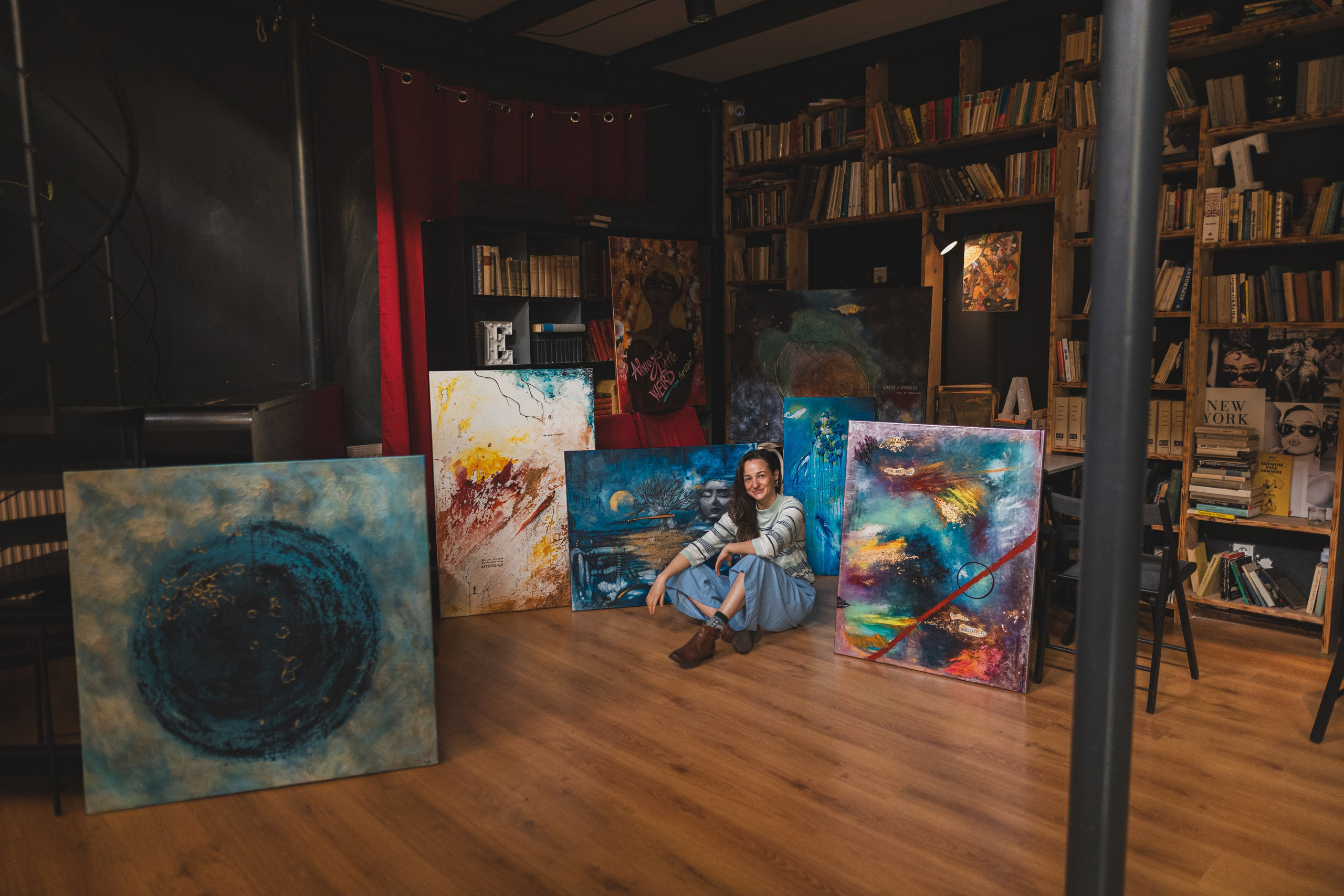 Introspektivní malba. Dana Lišková — Empatická fotografka | Introspektivní umělkyně | Neurodivergentní koučka| Zakladatelka Artepy.cz