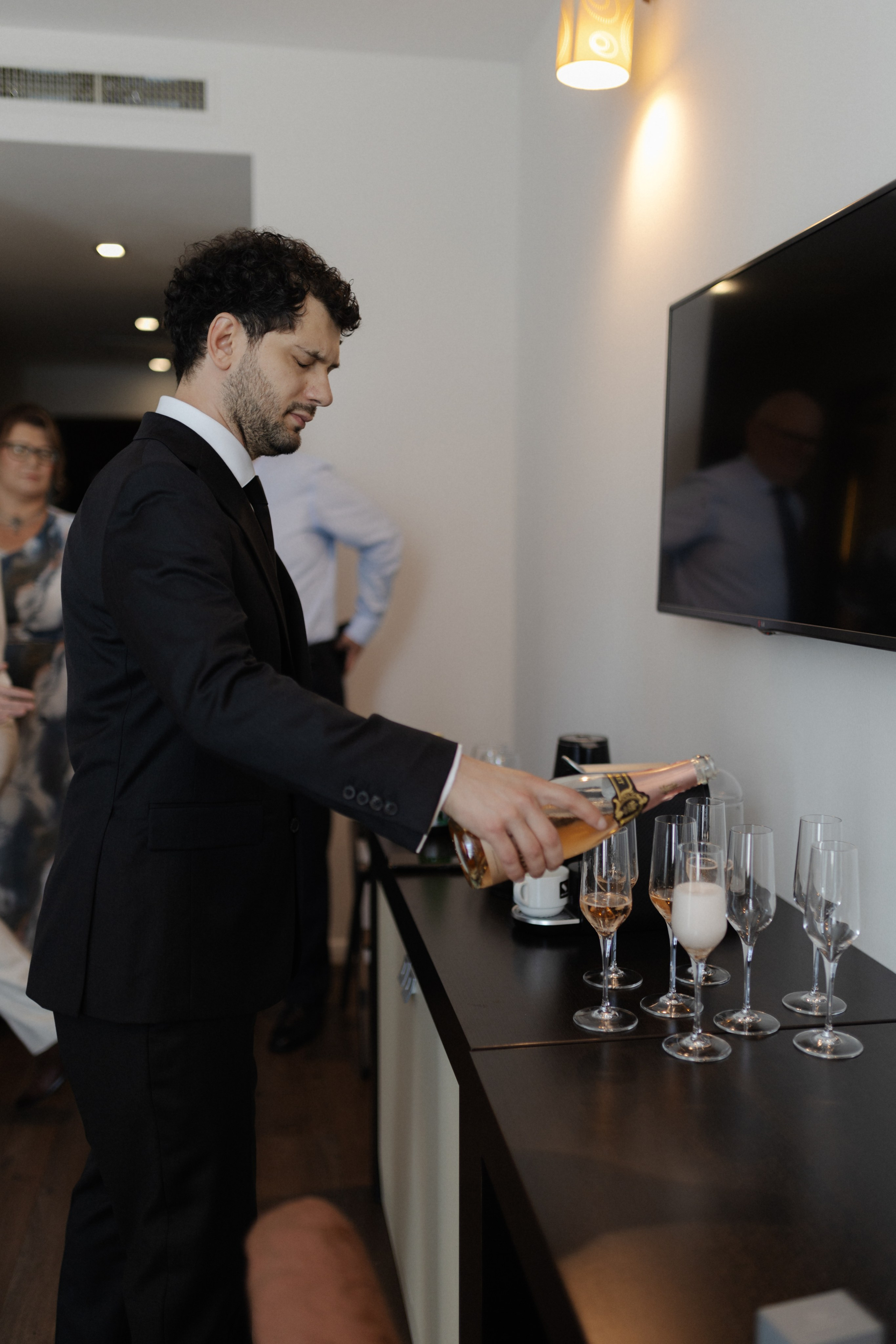 George & Alina | Wedding at Hotel Timisoara. Wedding photographer and videographer based in Timisoara, Romania