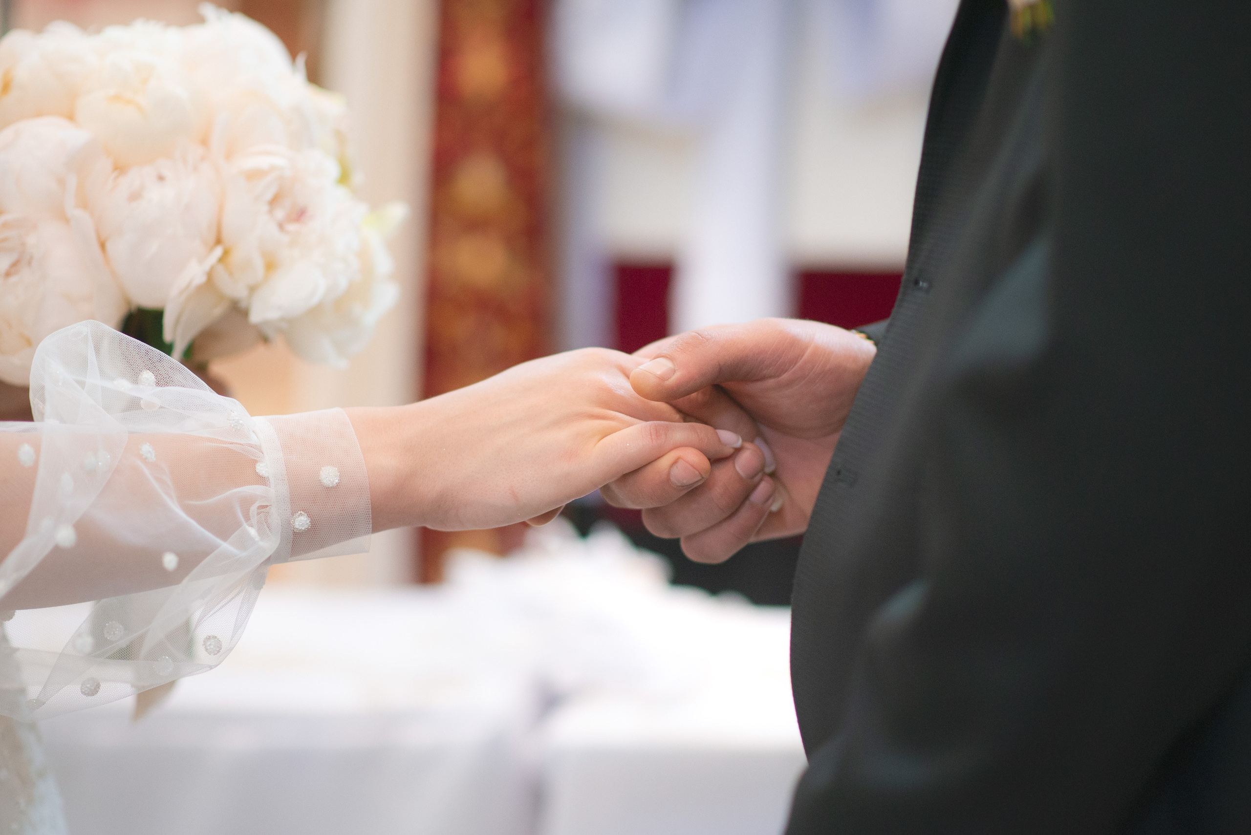 Vestuvių fotosesija, ceremonija, Vestuvių pasiruošimo fotografavimas. Vestuvių fotografas Vilnius Trakai kaina vestuvių fotografavimas fotografė personal.lt photogrpahy kainos jaunoji jaunikis nuotaka santuoka vestuvės, profesionali natūrali meninė reportažinė klasikinė fotosesija, vestuvių fotosesija gamtoje dvare