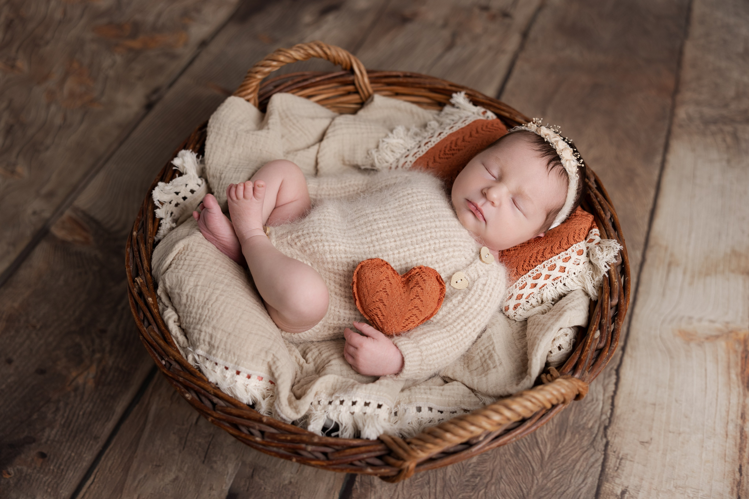 Newbornshooting in Pforzheim und Umgebung. Neugeborenenfotografie Pforzheim Katharina Jozic