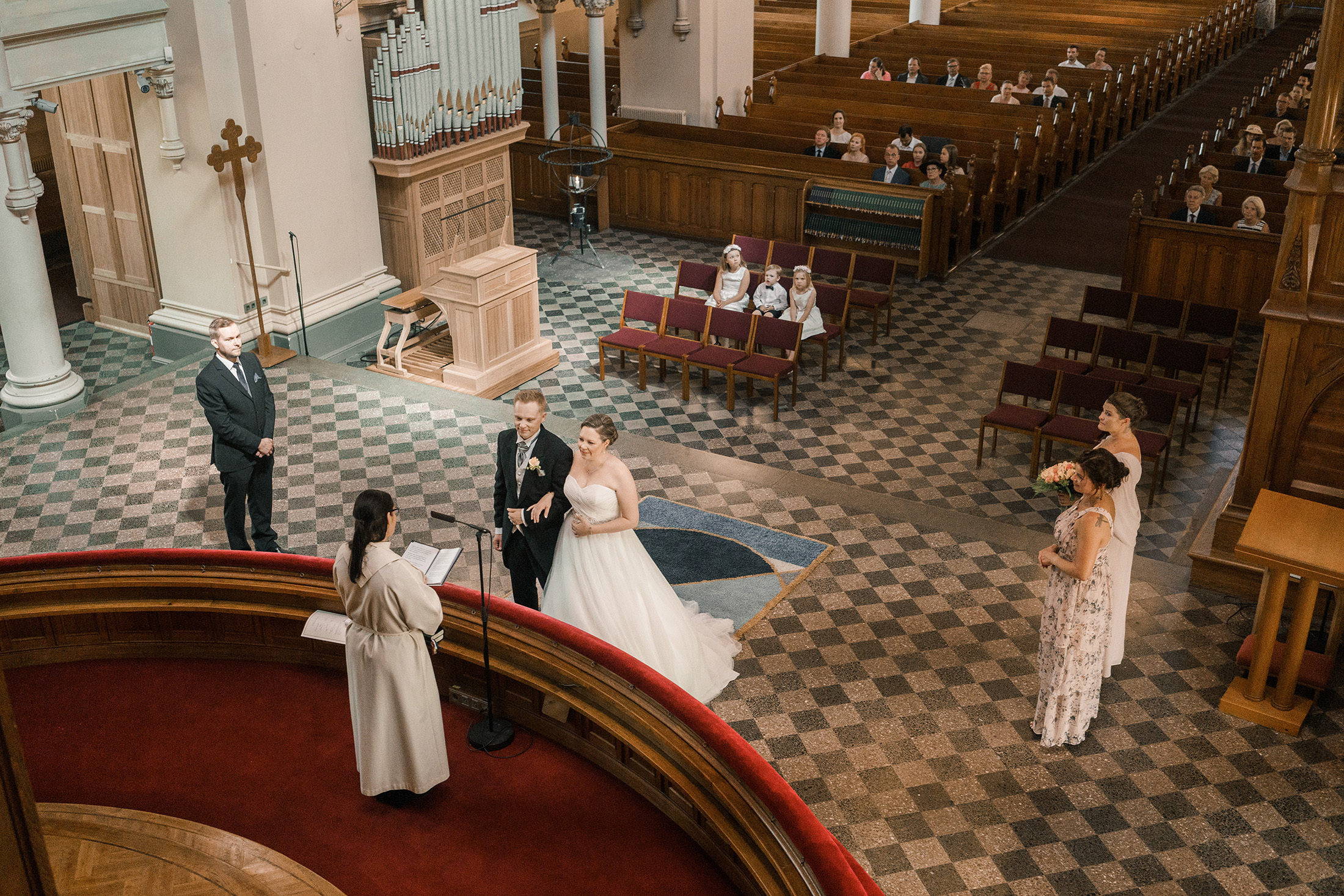 Hääkuvaus Johanneksen kirkko