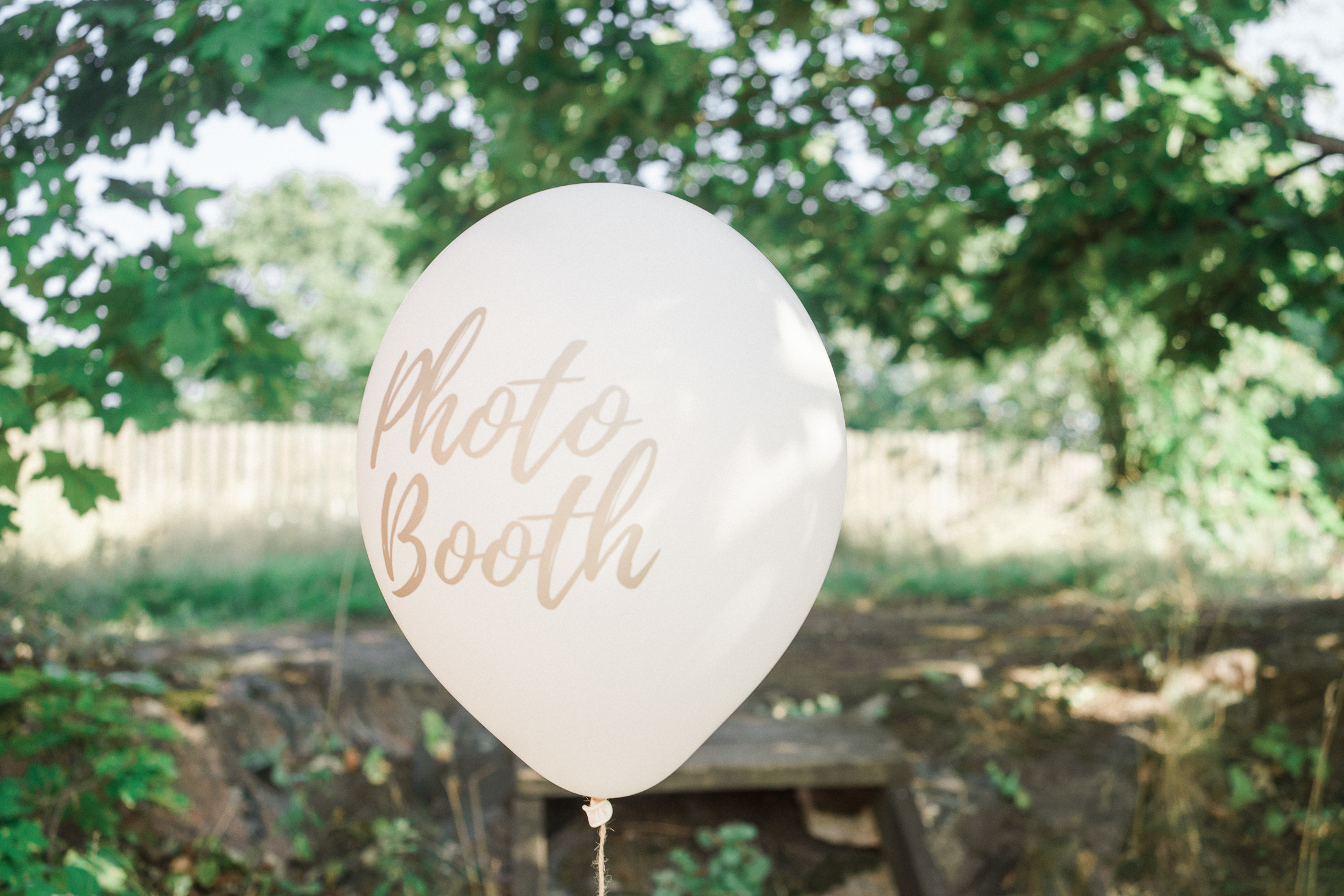 Kesähäät Käpylän työväentalo, hääkuvaus Helsinki