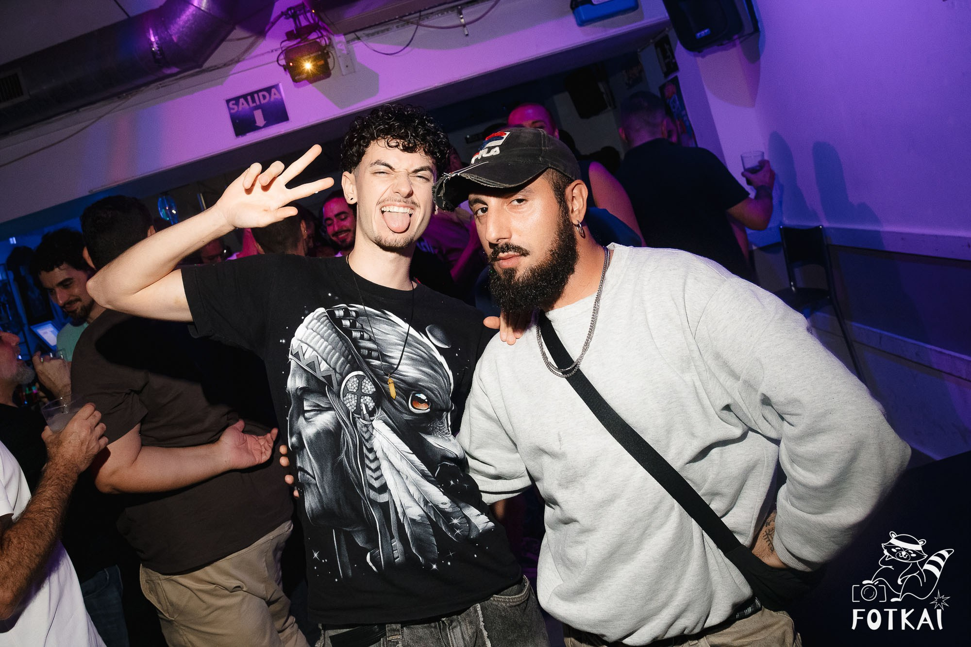 La Prohibida — Reportaje fotográfico en Boys Disco Pub La Mata Torrevieja | FOTKAI